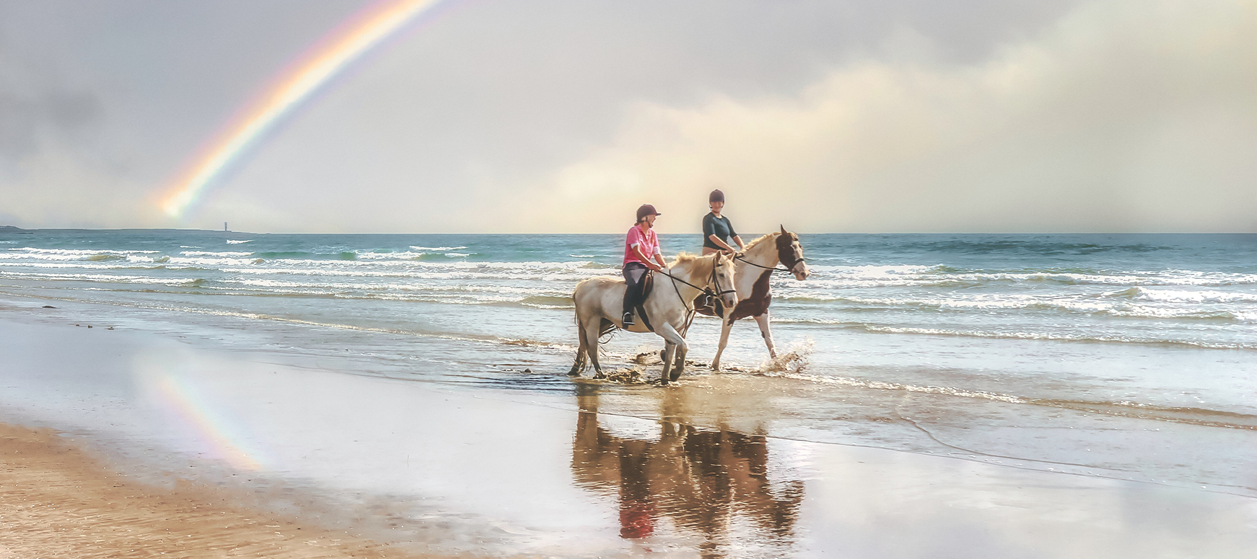 Our Top Staycation Finds Where You Can Holiday with Your Horse!