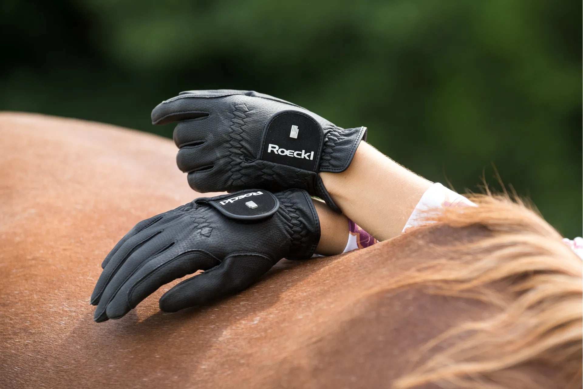 ROECKL ROECK-GRIP PRO Riding Gloves Black: Premium Equestrian Gloves for Optimal Grip & Performance
