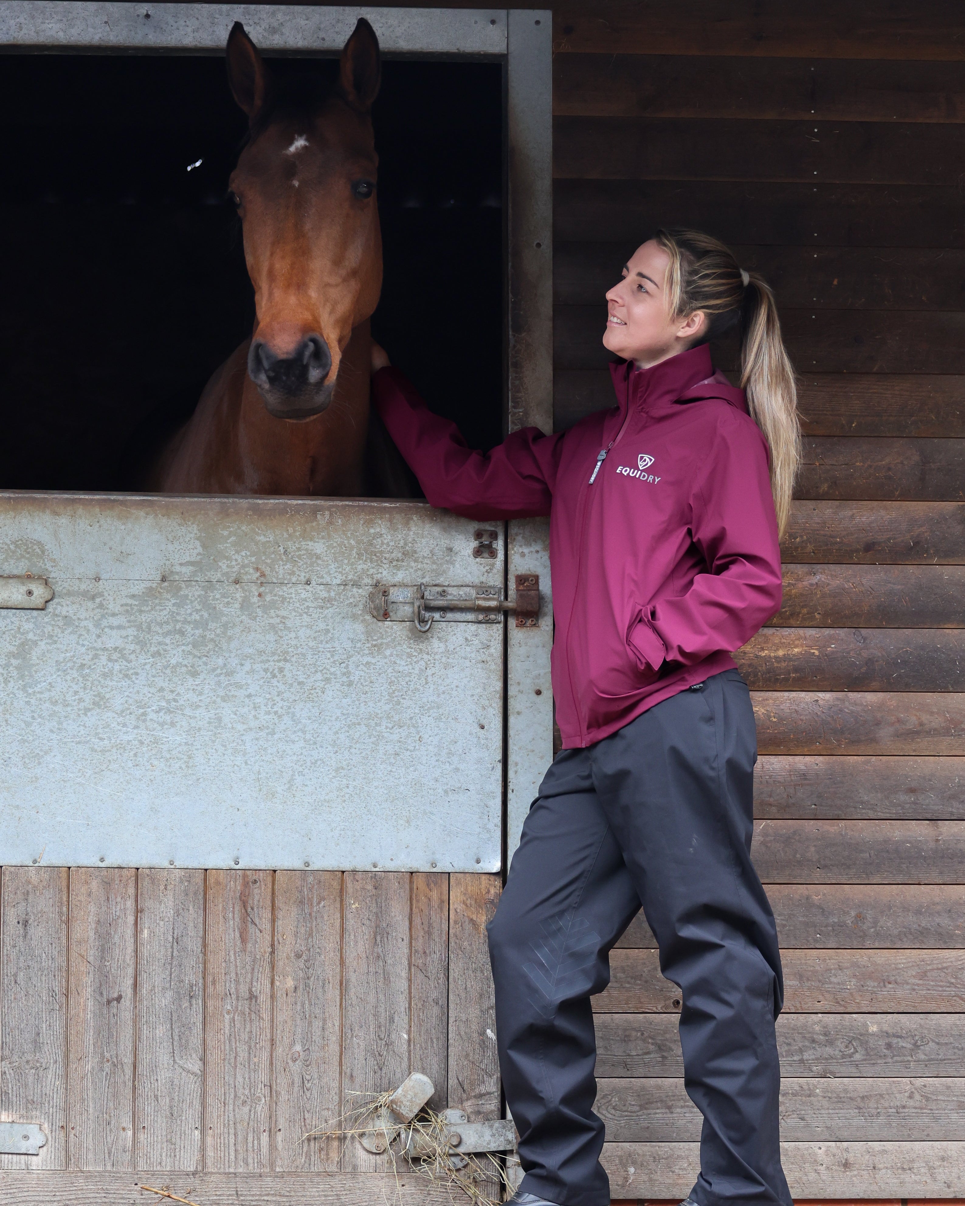 EQUIDRY Nimbus Waterproof Pack Away Jacket Women's Plum