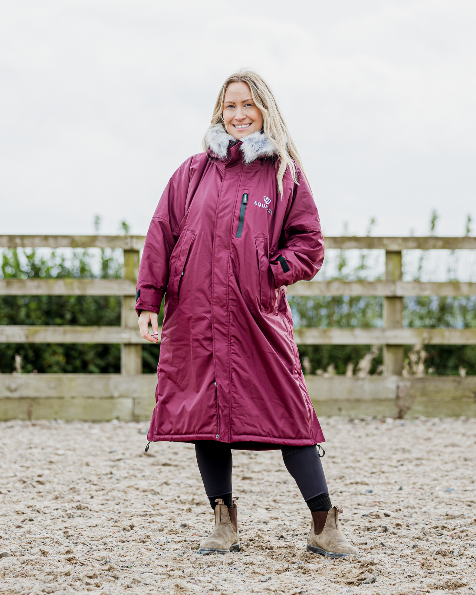 EQUIDRY Evolution Women's Thick Fleece Plum Coat: Waterproof, Oversized, and Fleece-Lined for Warmth & Protection.