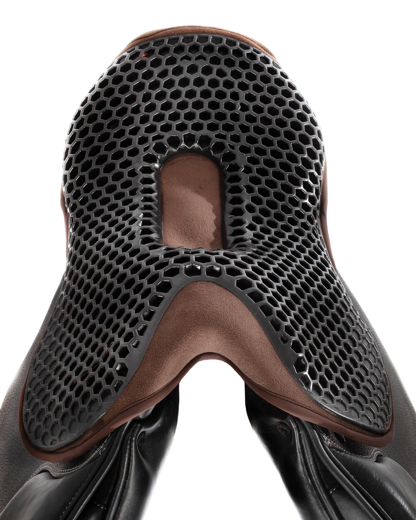 Acavallo Ortho-Pubis Seat Saver Jumping Hexagonal Gel-Out Dri-Lex 20mm Brown