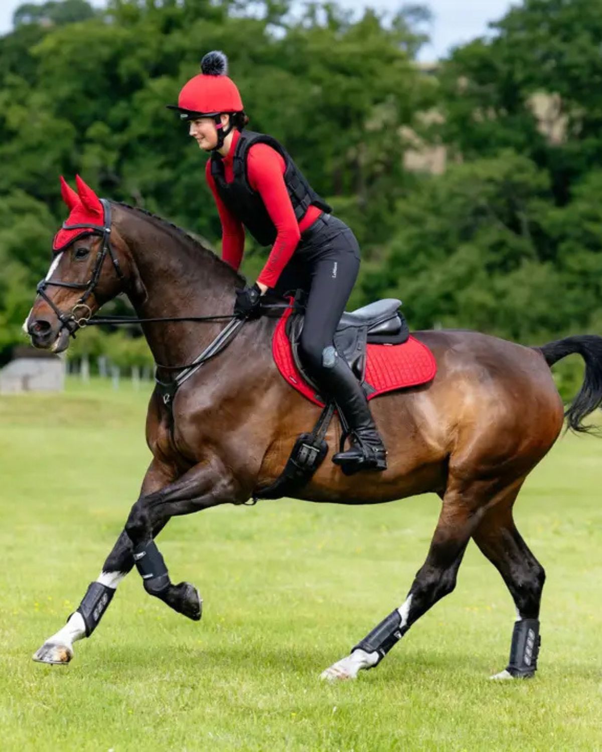 LeMieux Suede Close Contact Square Chilli