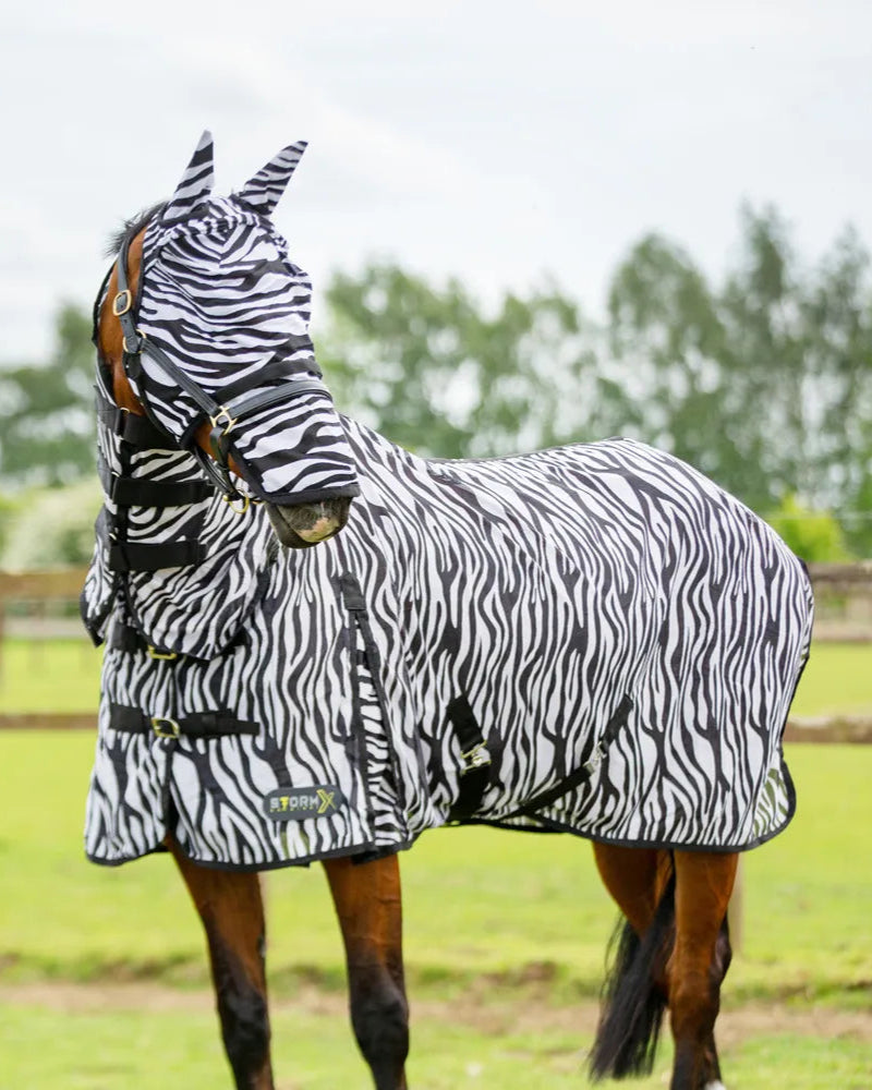 STORMX Zebra Fly Rug on Horse - Insect Protection Black/White