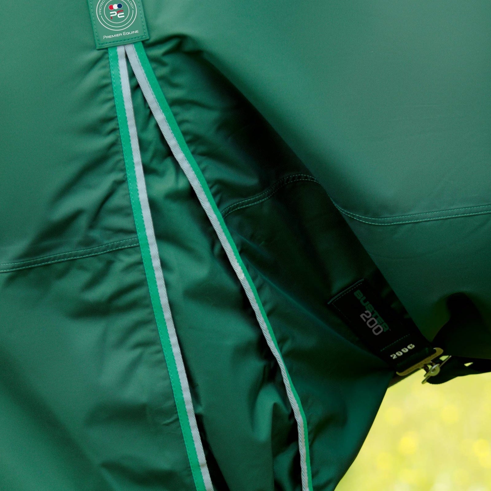 Premier Equine Buster 200g Turnout Rug with Snug-Fit Neck Cover Green