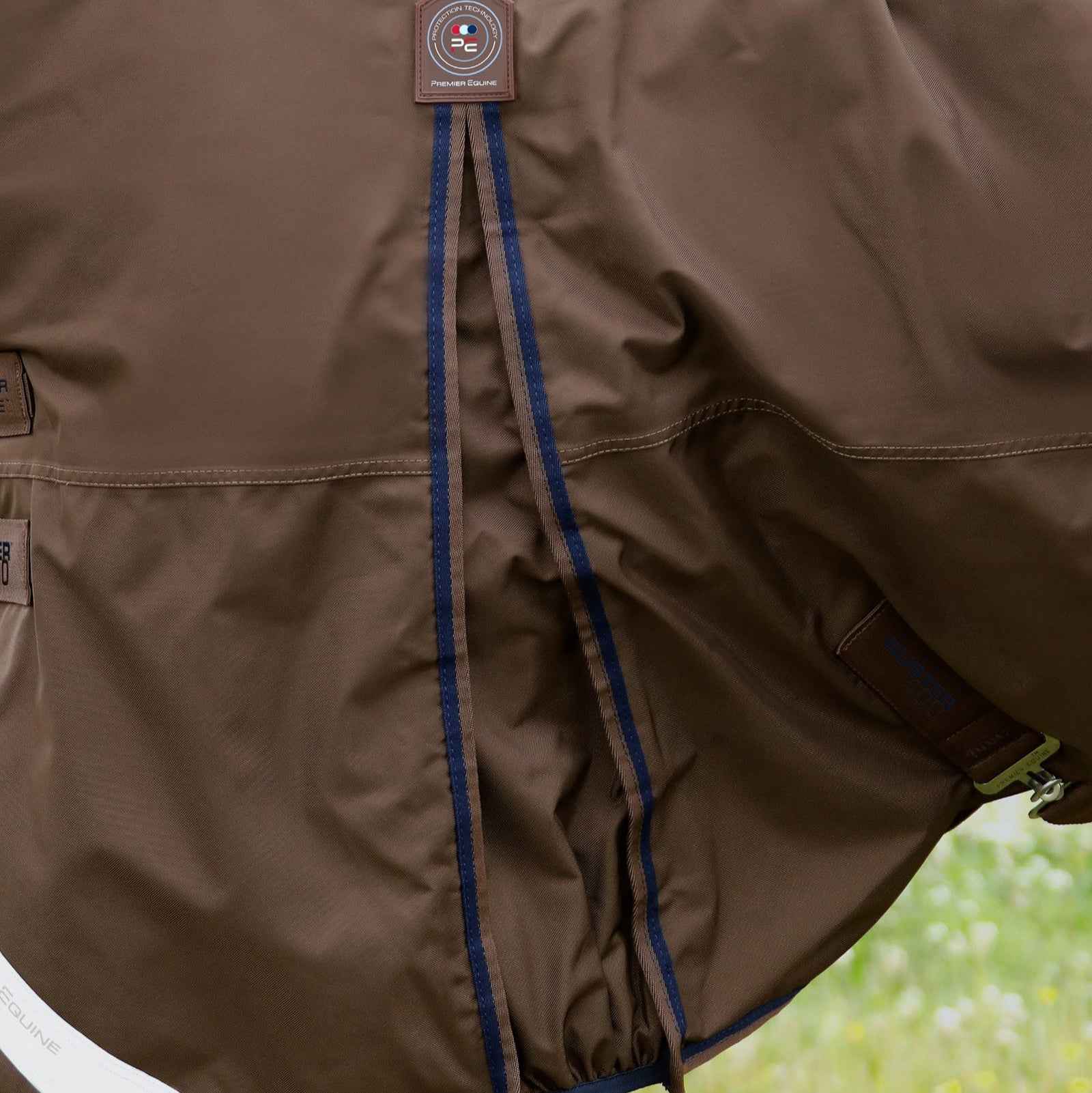 Premier Equine Buster 400g Turnout Rug with Snug-Fit Neck Cover Brown