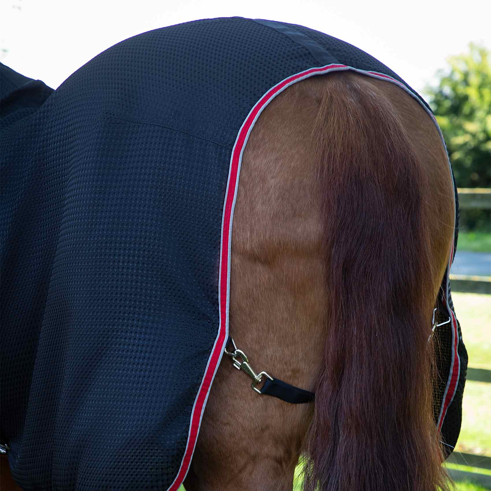 Premier Equine Combo Buster Waffle Horse Cooler Rug - Black. Lightweight, breathable, moisture-wicking horse blanket with tail strap.