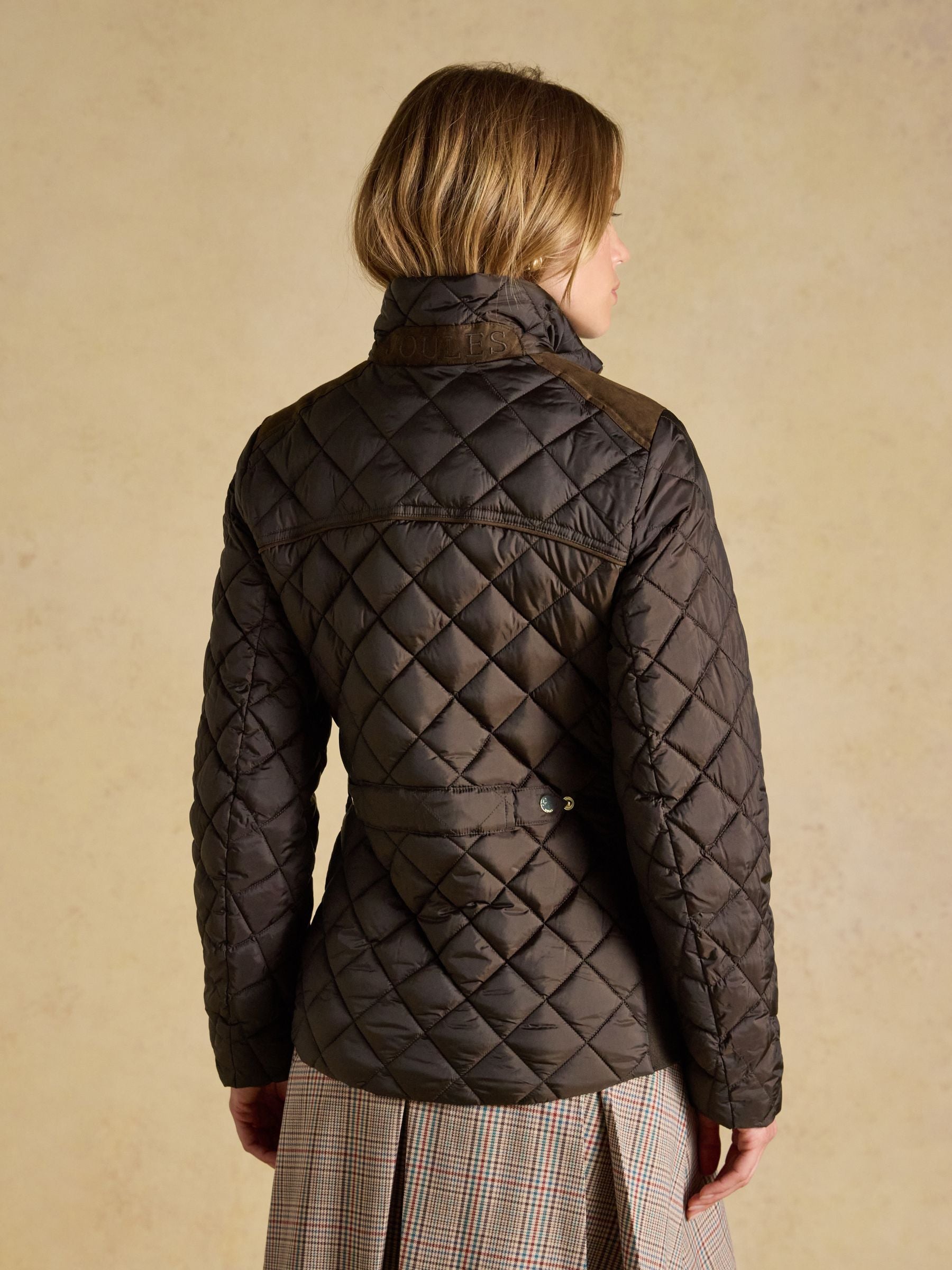 Joules Women's Braemar Luxe Brown Showerproof Diamond Quilted Jacket with Suedette Accents