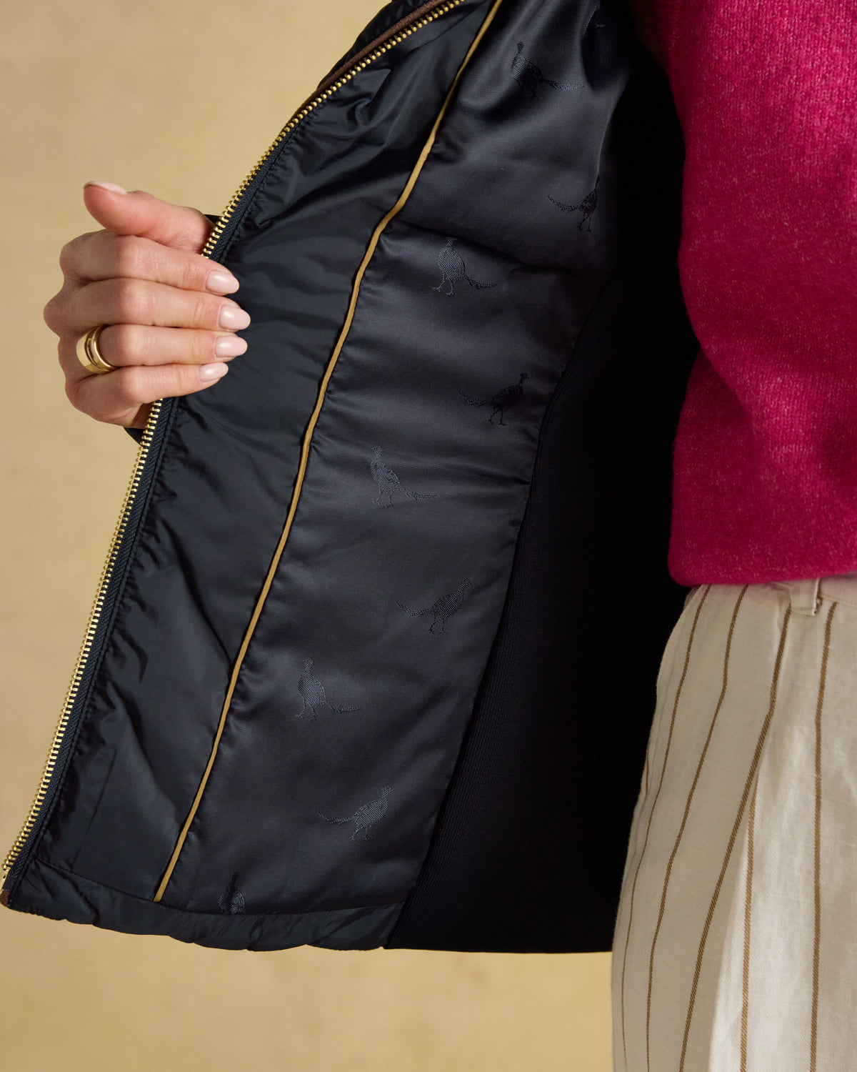 JOULES BRAEMAR LUXE NAVY COAT - Quilted Lining Detail