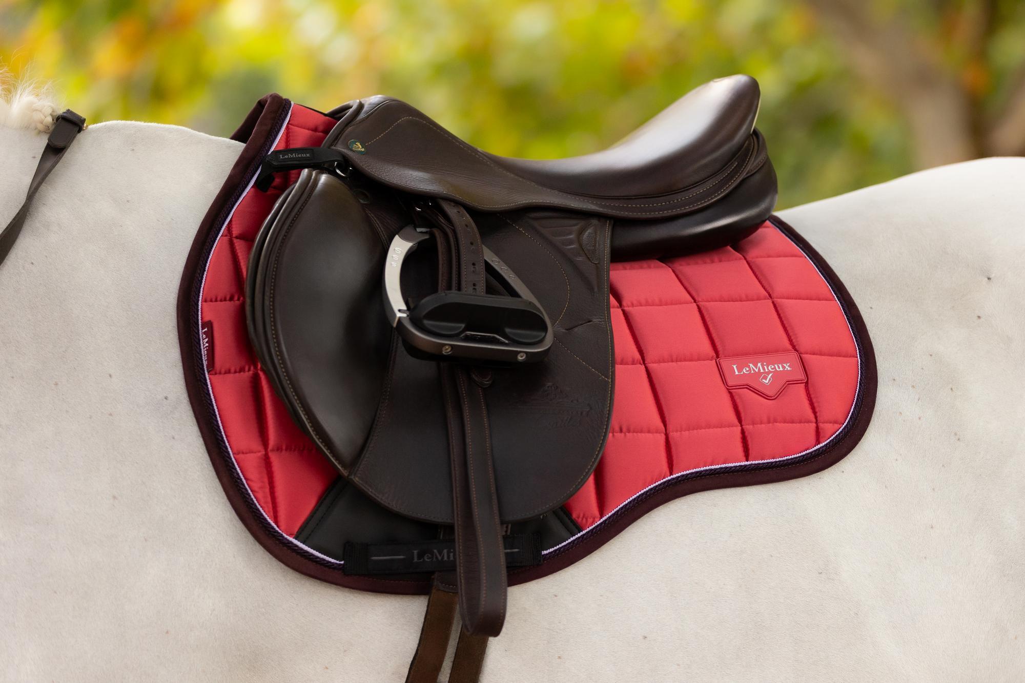 LEMIEUX LOIRE CLASSIC GP SQUARE CRANBERRY Saddle Pad: Close-up of High-Quality Equestrian Equipment