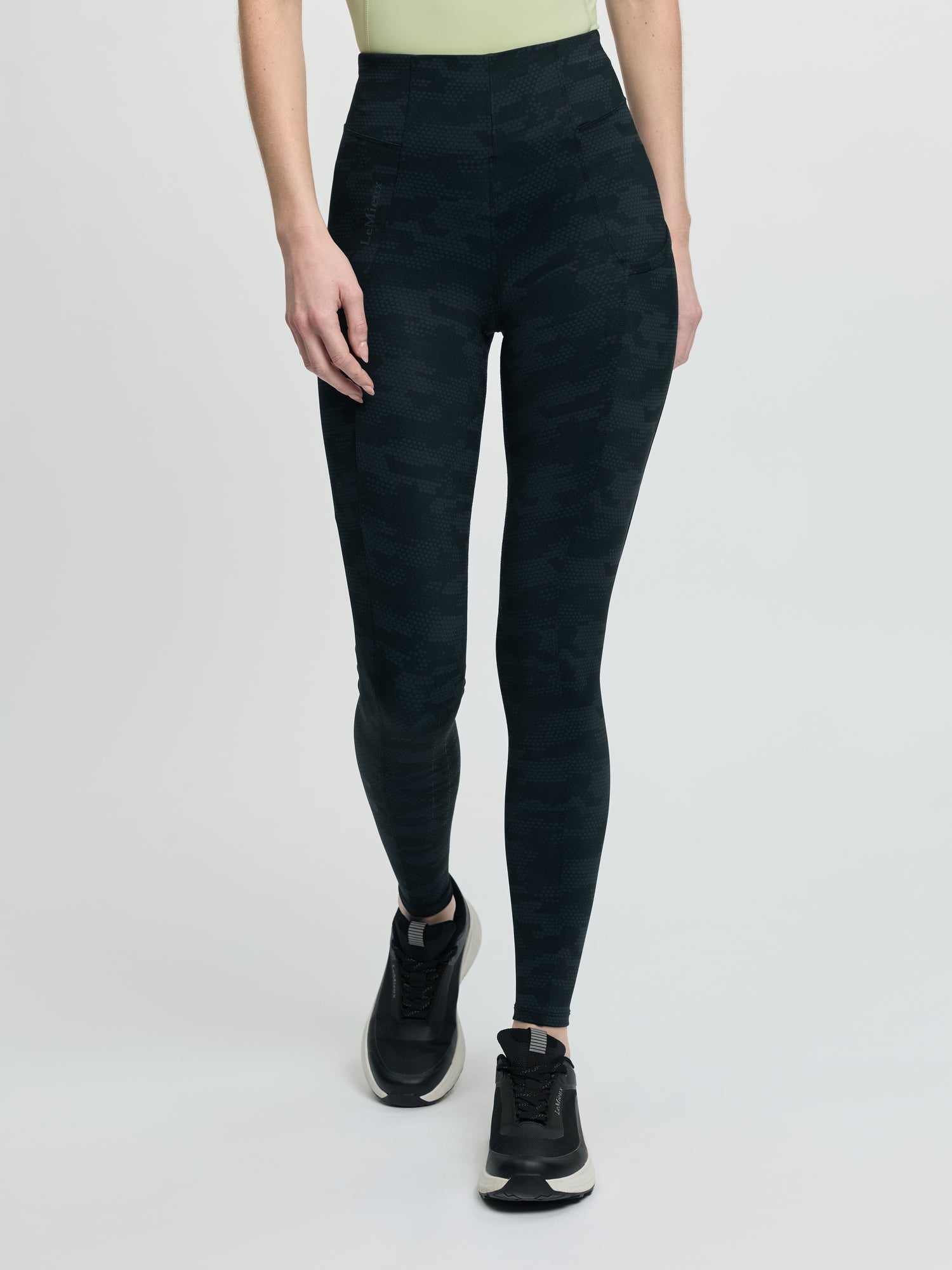 LeMieux Naomi Pull On Breech Camo Black