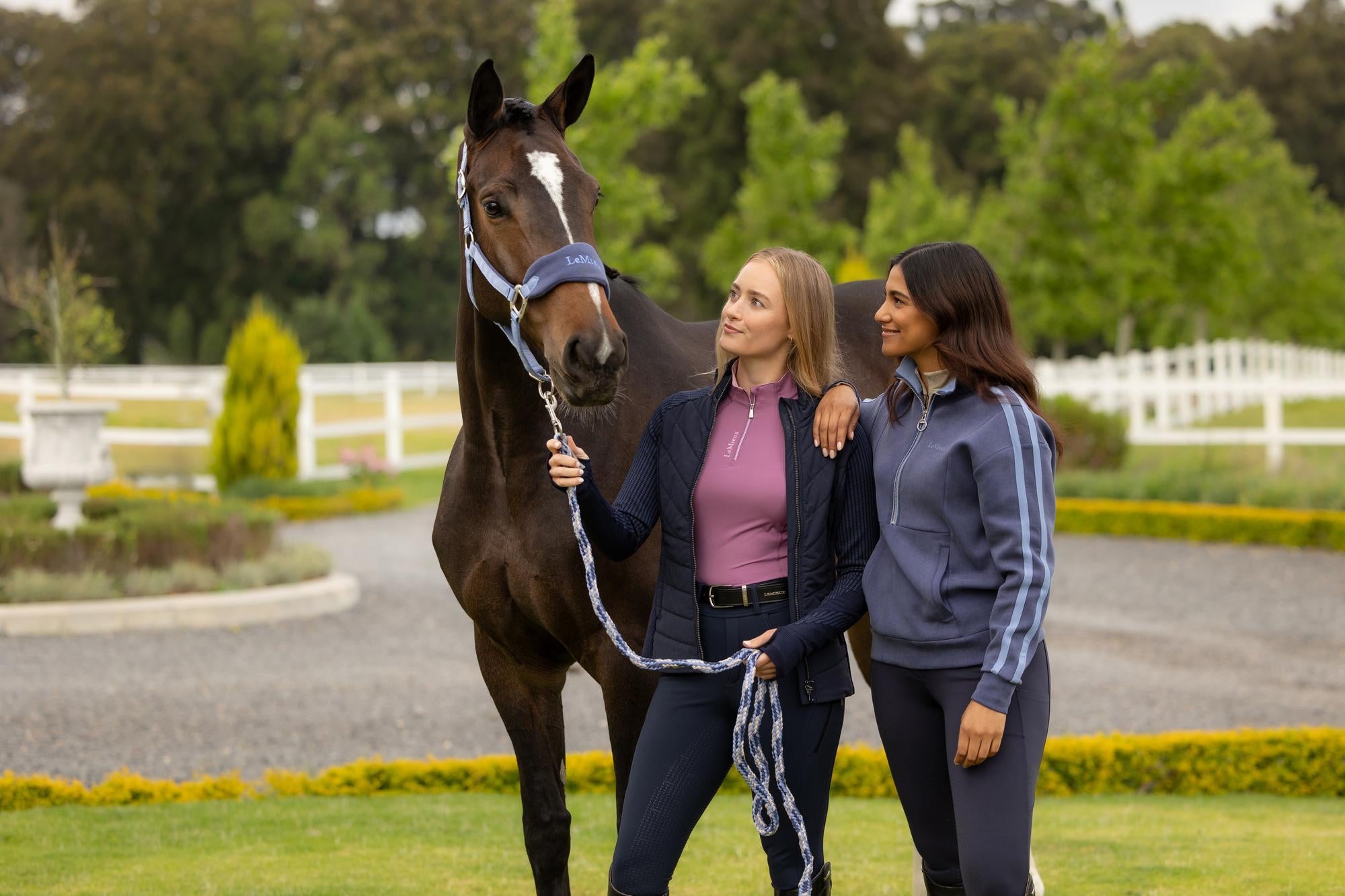 LeMieux Vogue Headcollar & Leadrope Powder Blue