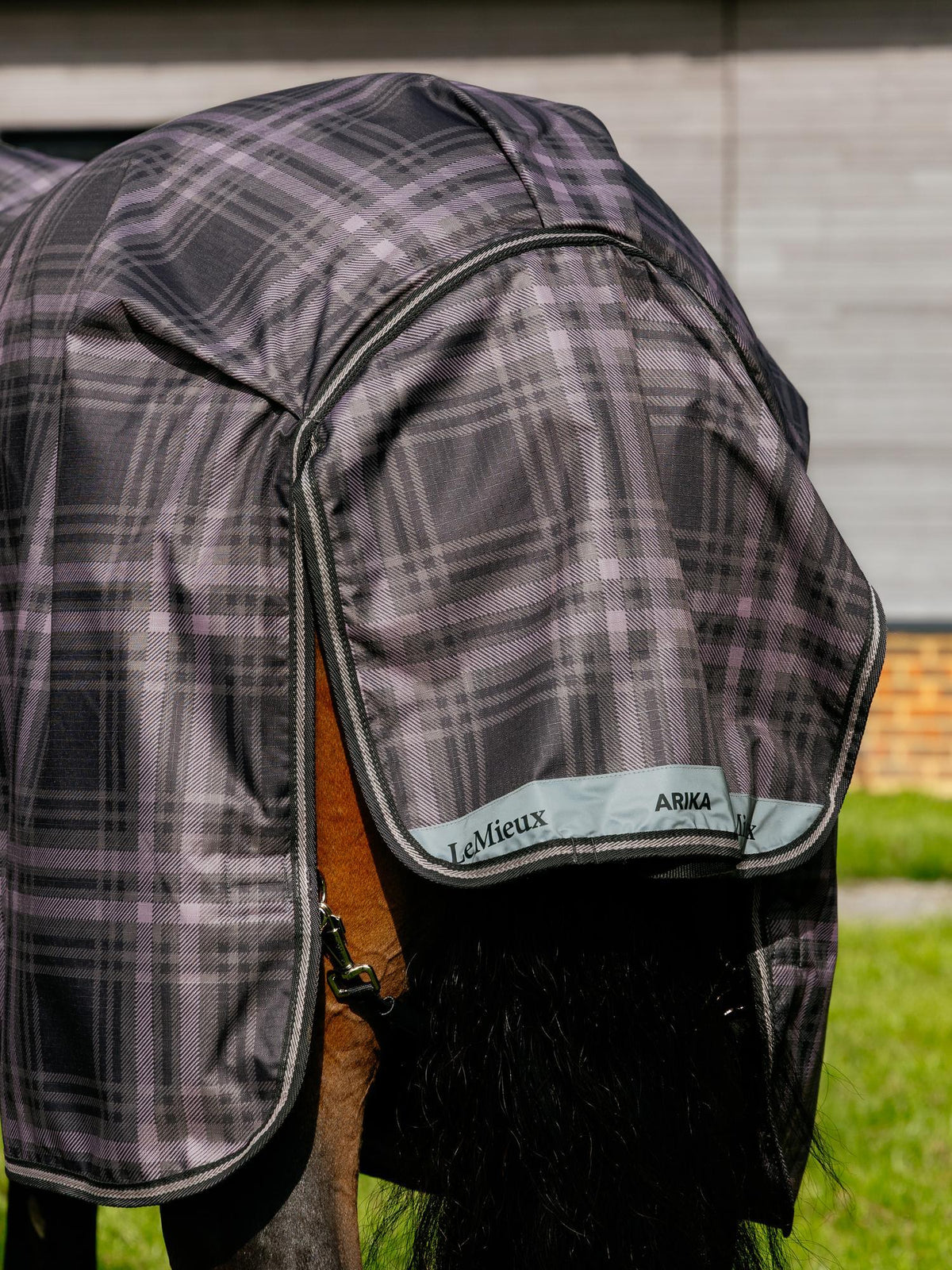 LeMieux Arika Heritage Check 200g Turnout Rug Cocoa - Waterproof & Breathable Horse Rug