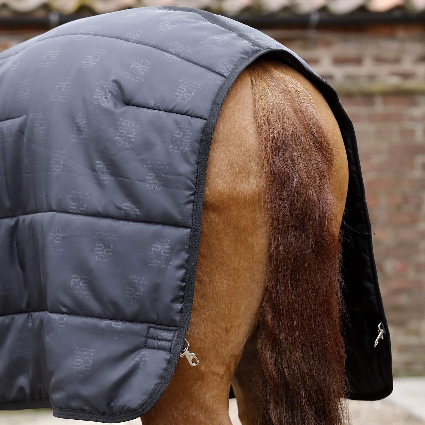 Premier Equine 100g Lucanta Black Horse Rug Liner | Breathable Quilted Design | Equiflair