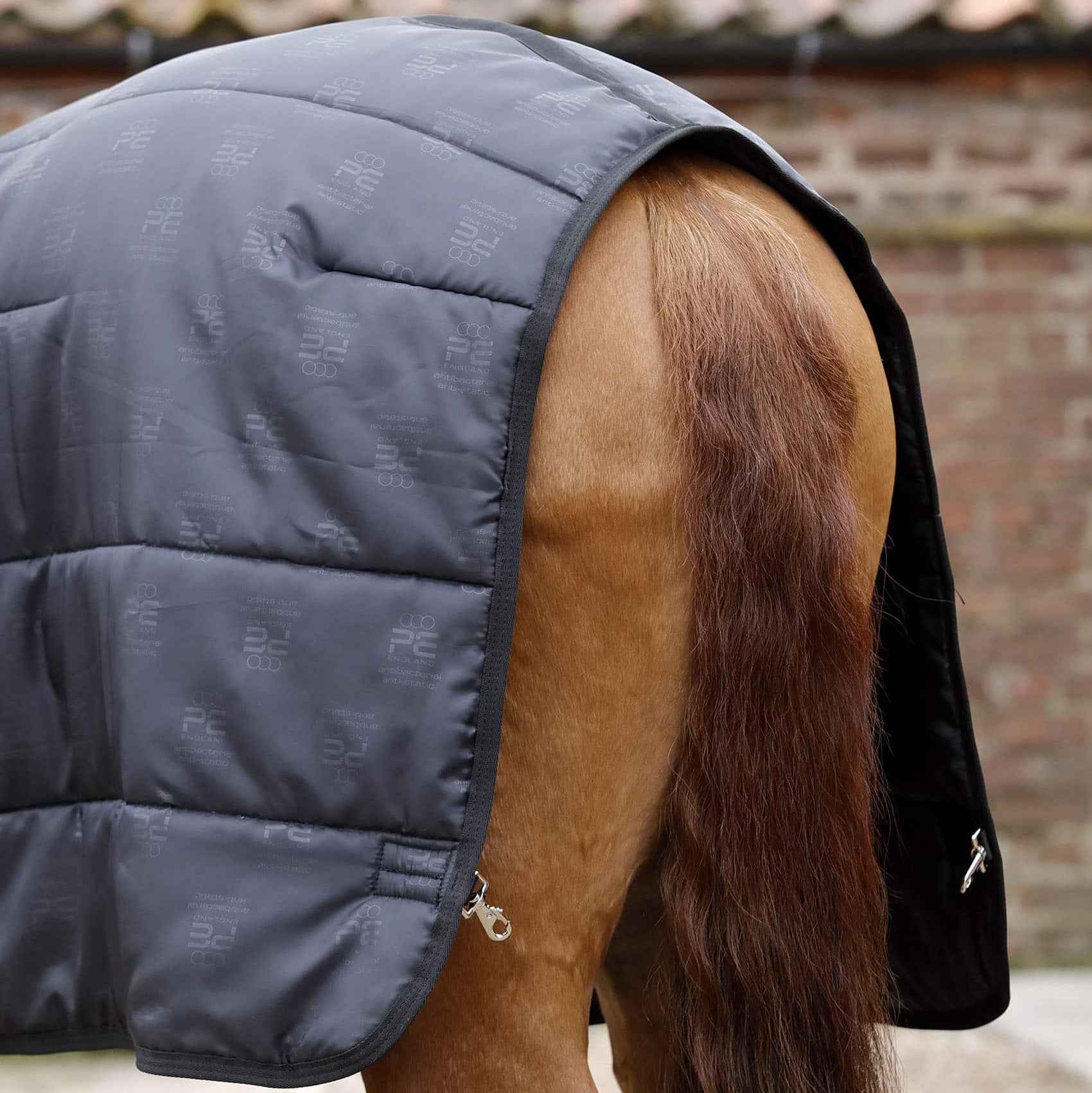 Premier Equine 100g Lucanta Rug Liner Black
