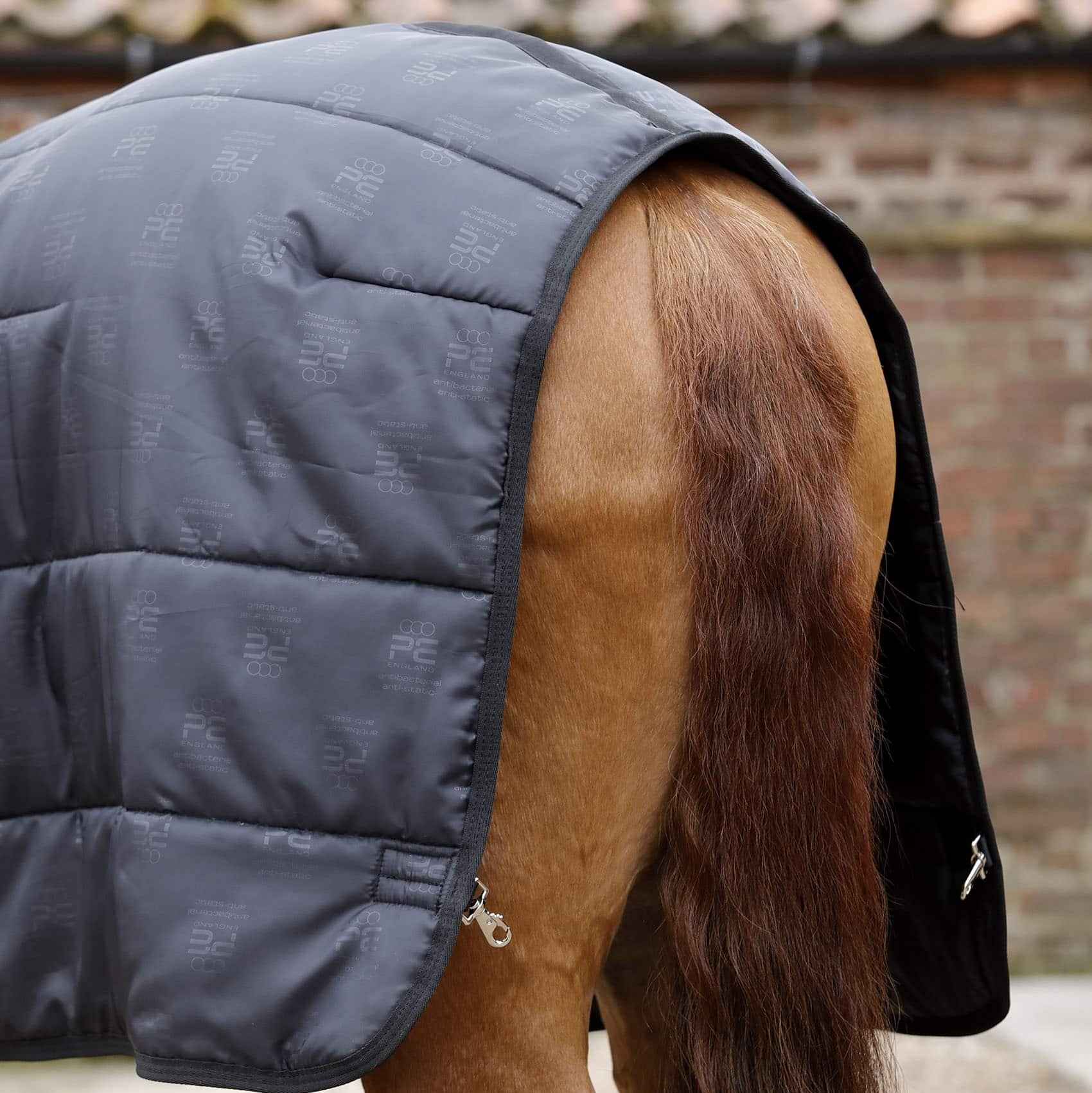 Premier Equine 250g Lucanta Rug Liner Black