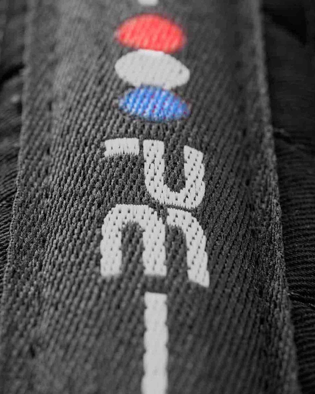 PREMIER EQUINE PONY COTTON GP/JUMP SQUARE label close-up: Black. Saddle pad for ponies.