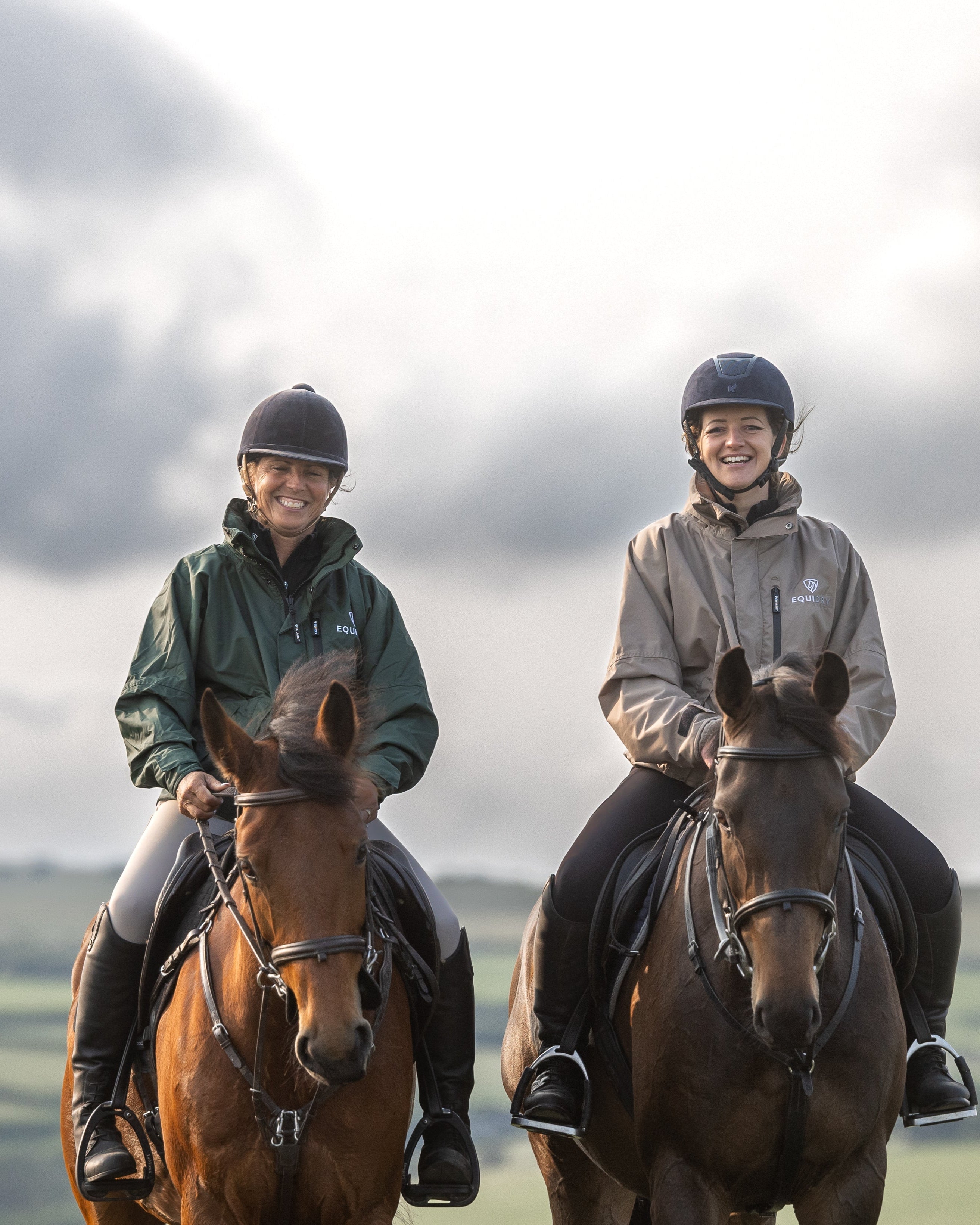 EQUIDRY Shortie Women's Thin Fleece Black Forest Green