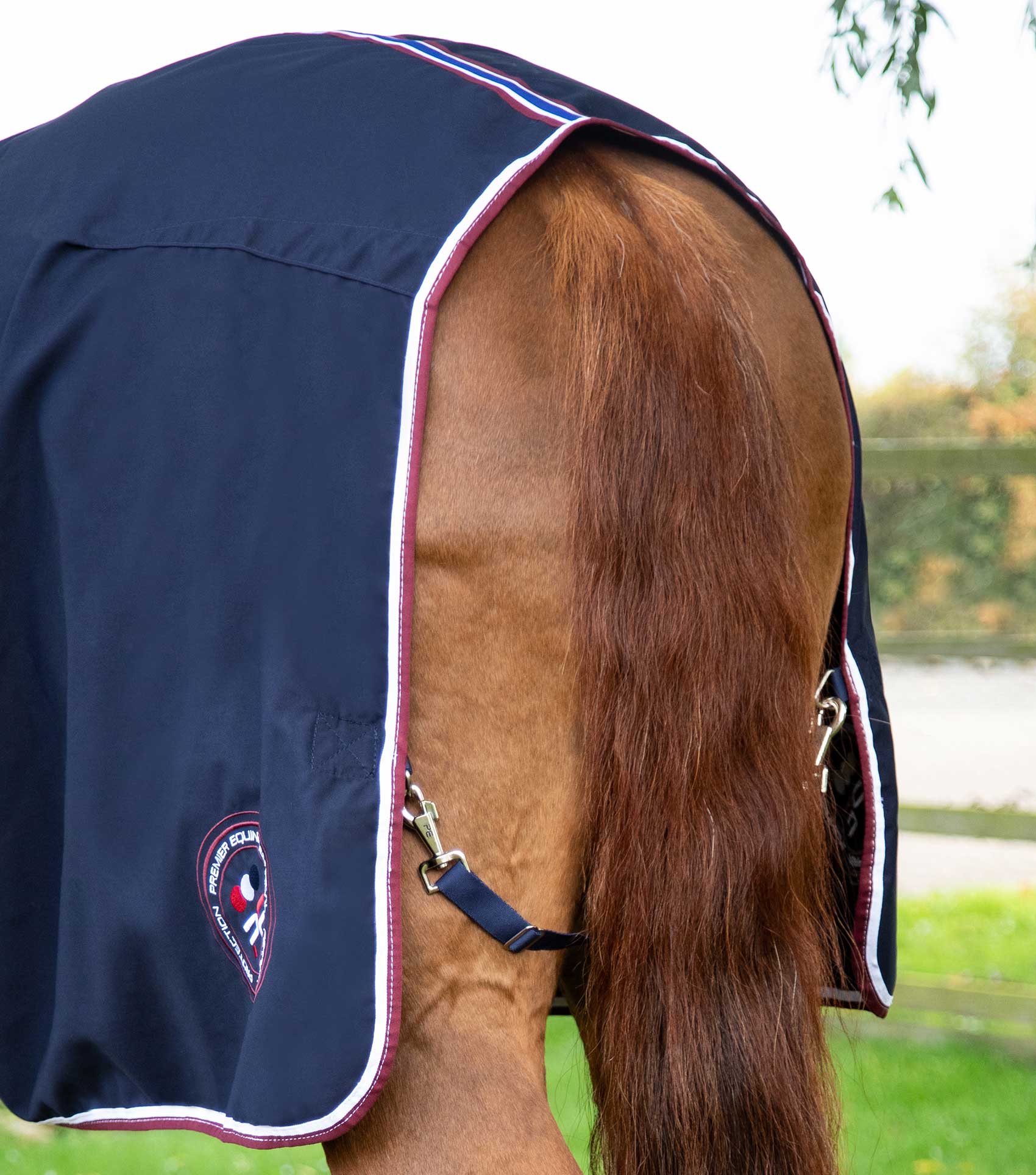 Premier Equine Stratus Navy Horse Stable Sheet: Breathable, Moisture-Wicking Horse Rug for Comfort.