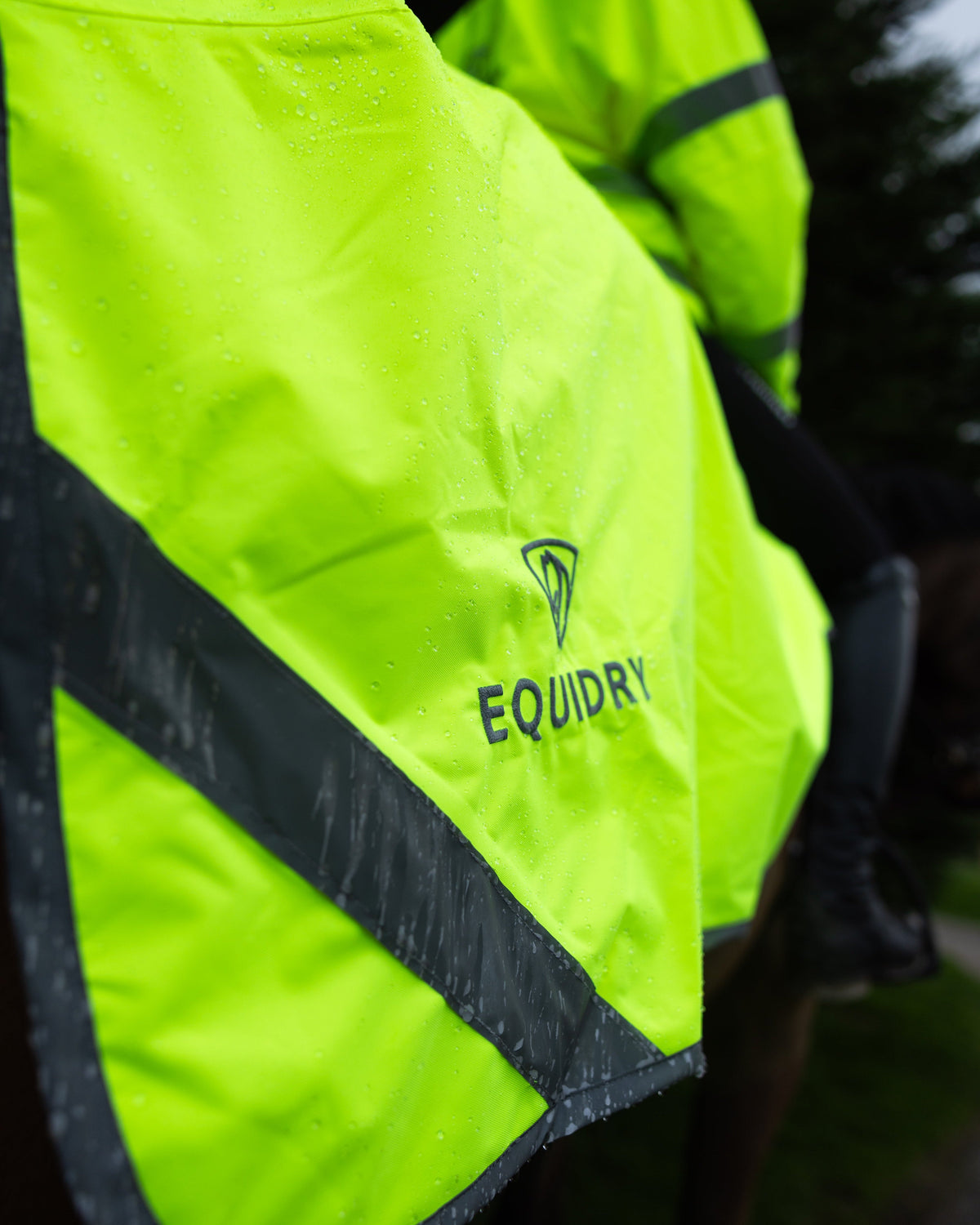 Equidry Waterproof Hi-Vis Yellow Horse Exercise Sheet with Thin Fleece Lining