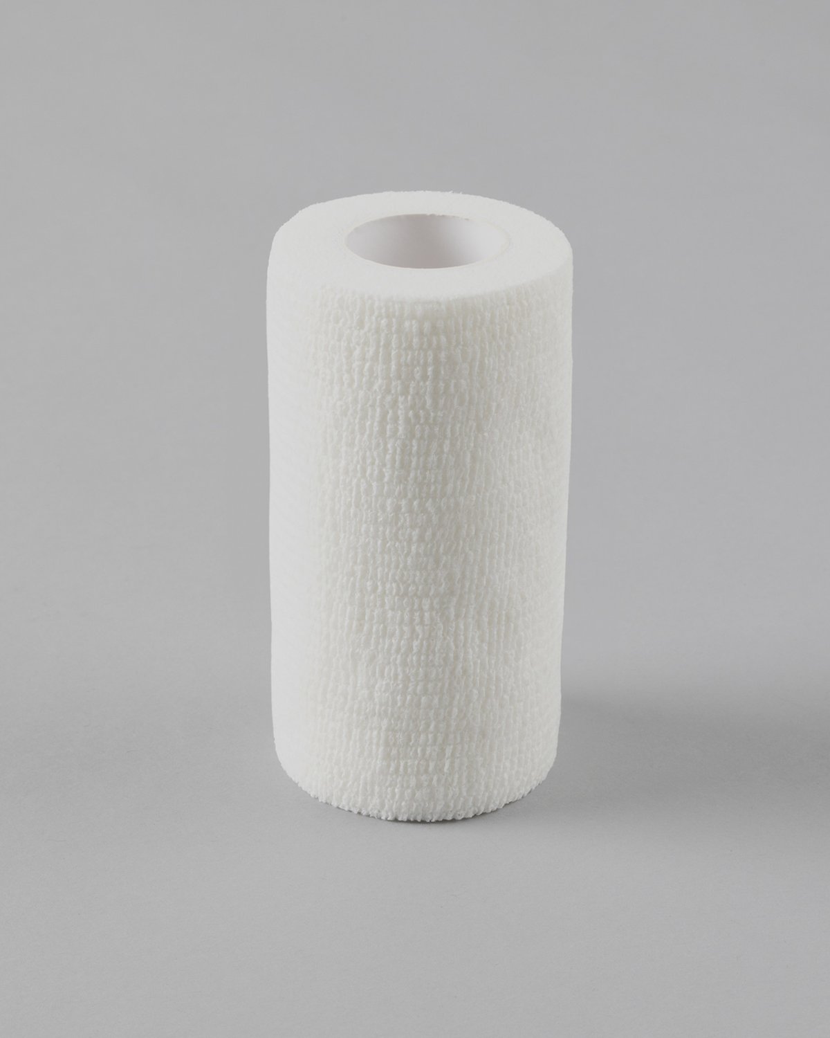 White Vet Wrap Bandage - Cohesive Equine Support & Wound Dressing | Equiflair