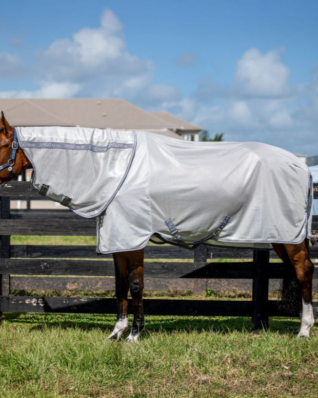 HORSEWARE AMIGO Bug Rug Plus: Silver Horse Fly Sheet with Detachable Hood. UV Protection. #HorseCare #Equiflair