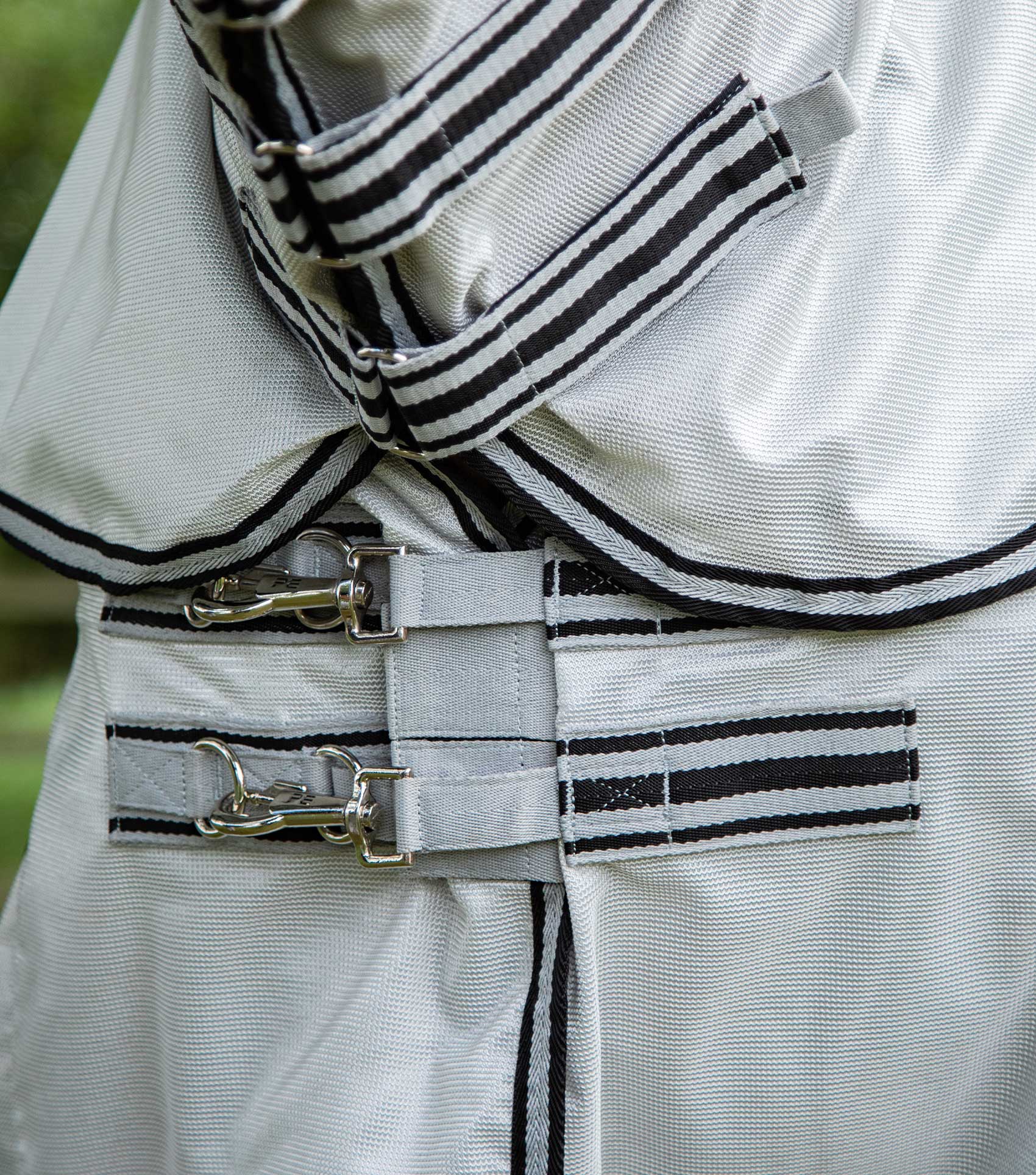 Premier Equine Fly Lite Bug Rug Silver: Close-up of Buckles & Straps - Horse Fly Protection, Mesh Fabric