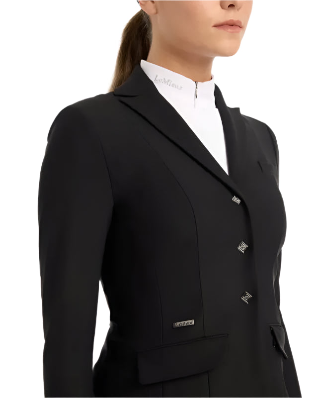 LeMieux Dynamique Black Show Jacket for equestrian competition. Stylish equestrian show attire.