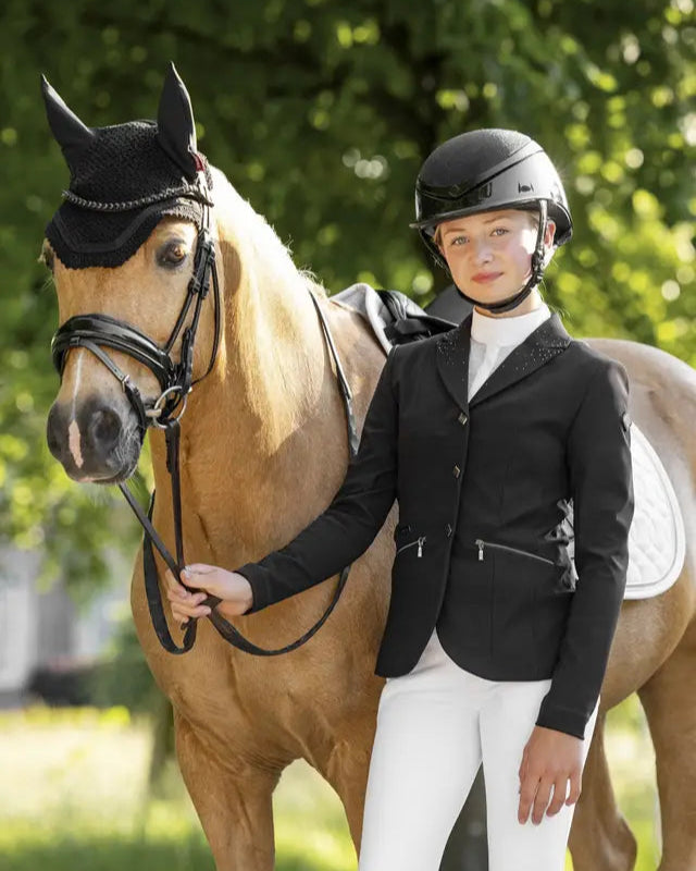 LeMieux Junior Pro Show Jacket Black: Equestrian apparel for young riders in competition. Shop now!