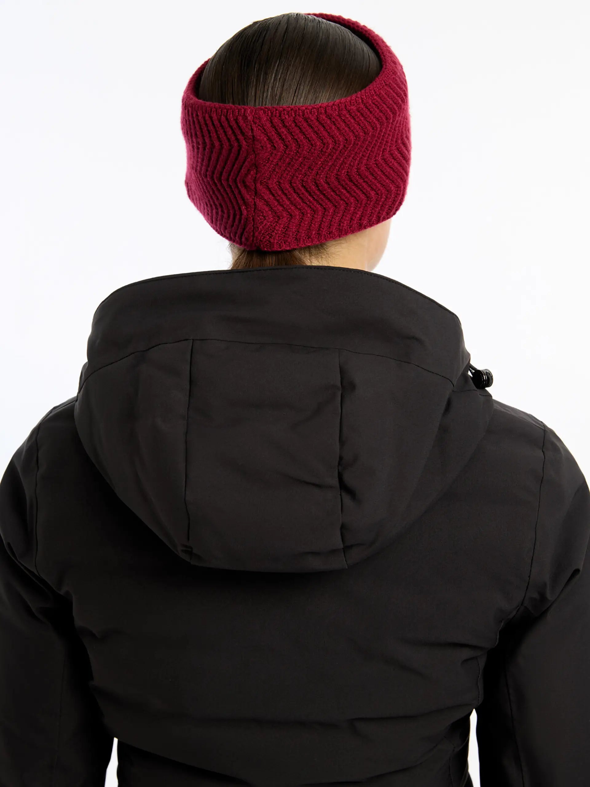 LeMieux Lila Ember Headband: Warm knit winter headwear with faux fur lining. Chevron knit design.