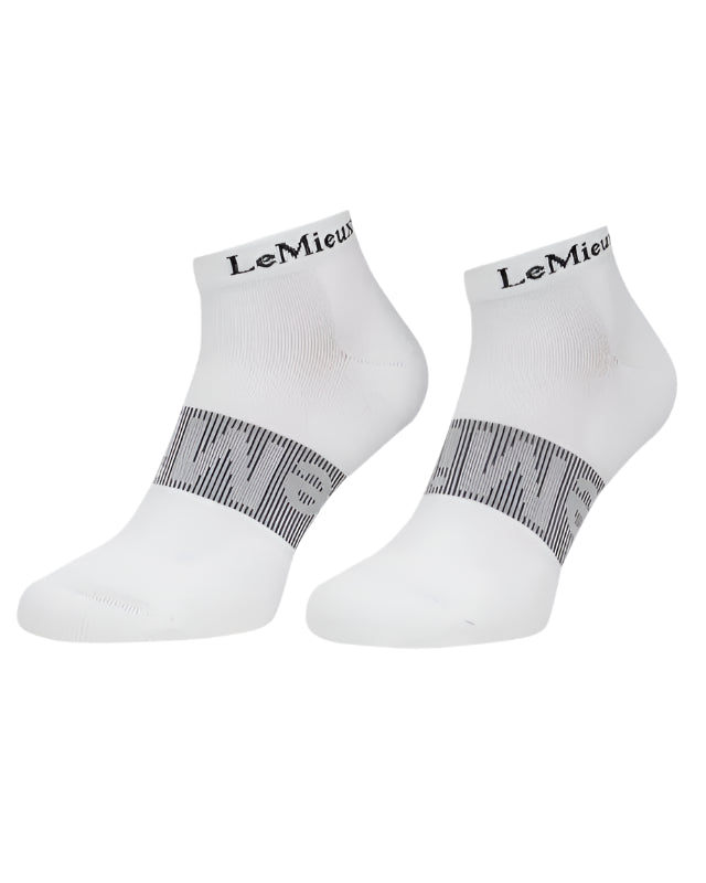 LeMieux Trainer Socks - White: Comfortable athletic socks for working out