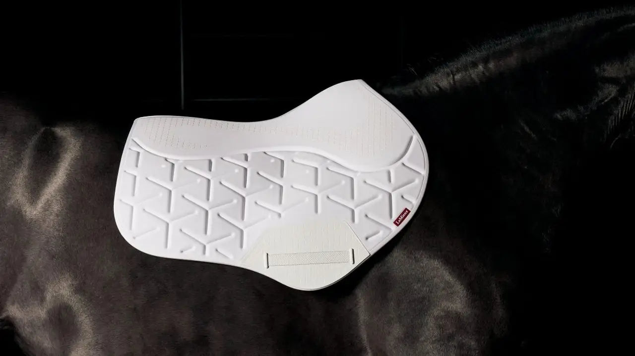 LeMieux ProForm Moulded Close Contact Saddle Pad White