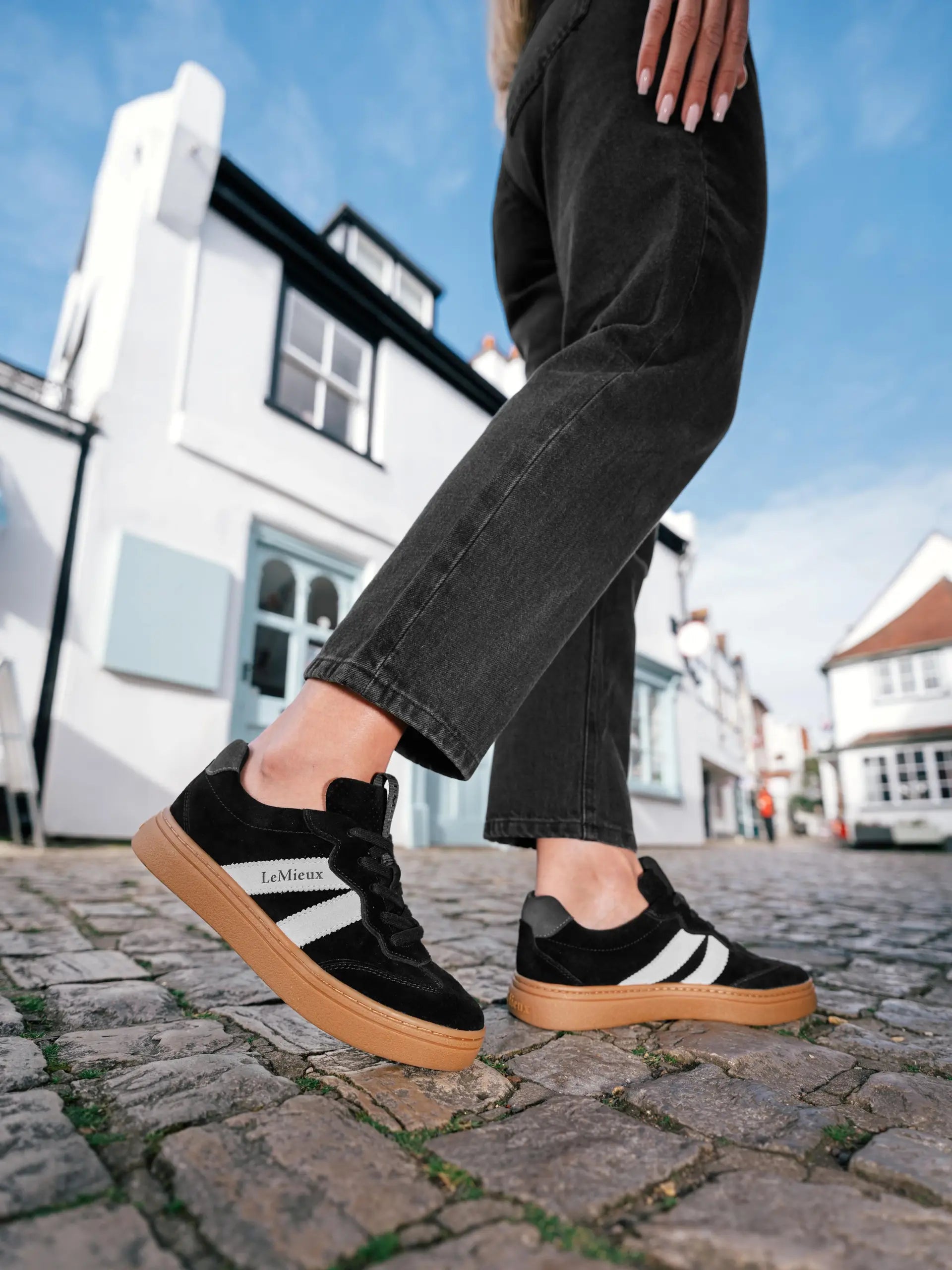 LeMieux Stockbridge Suede Lifestyle Trainers Black | Equiflair