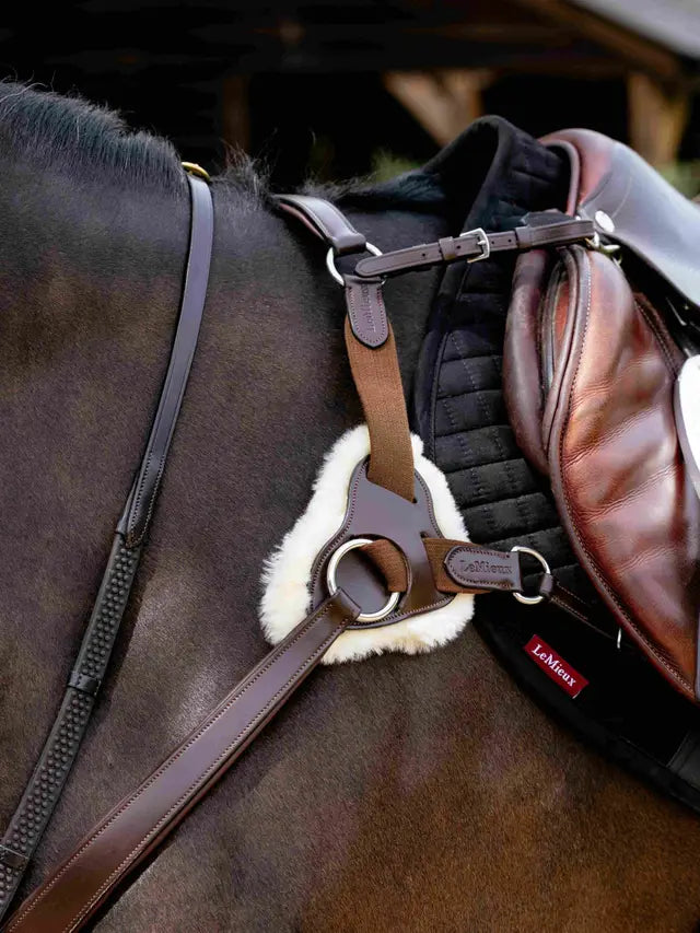 LeMieux Kudos 5 Point Bridge Breastplate Havana