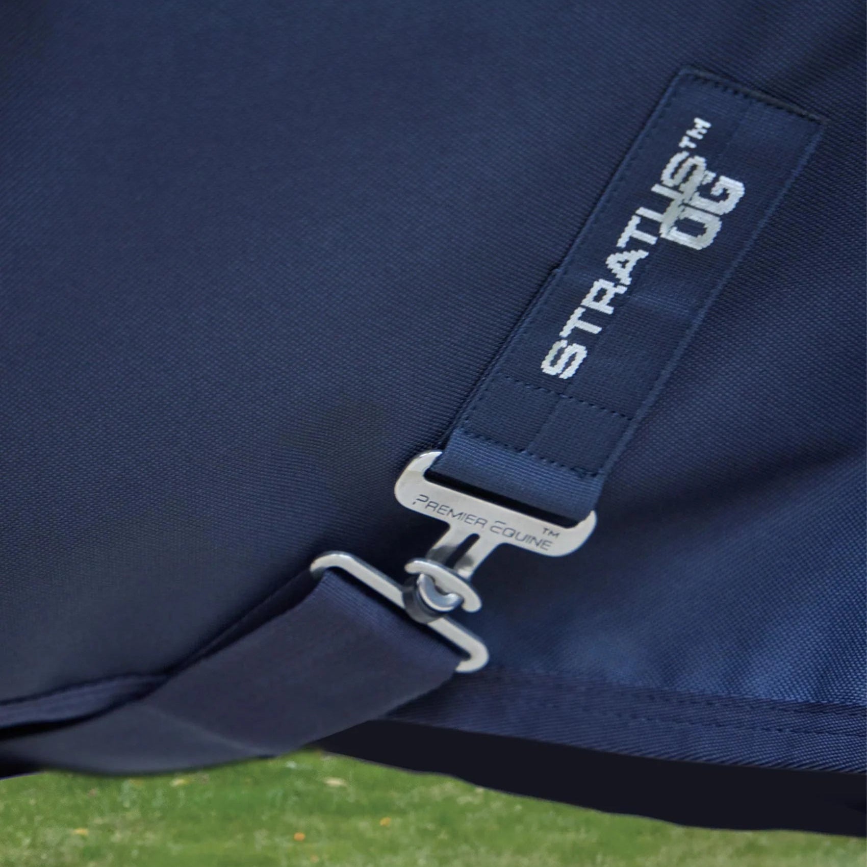 Premier Equine Stratus 1200 Series 0g Turnout Rug with Classic Neck Cover Navy