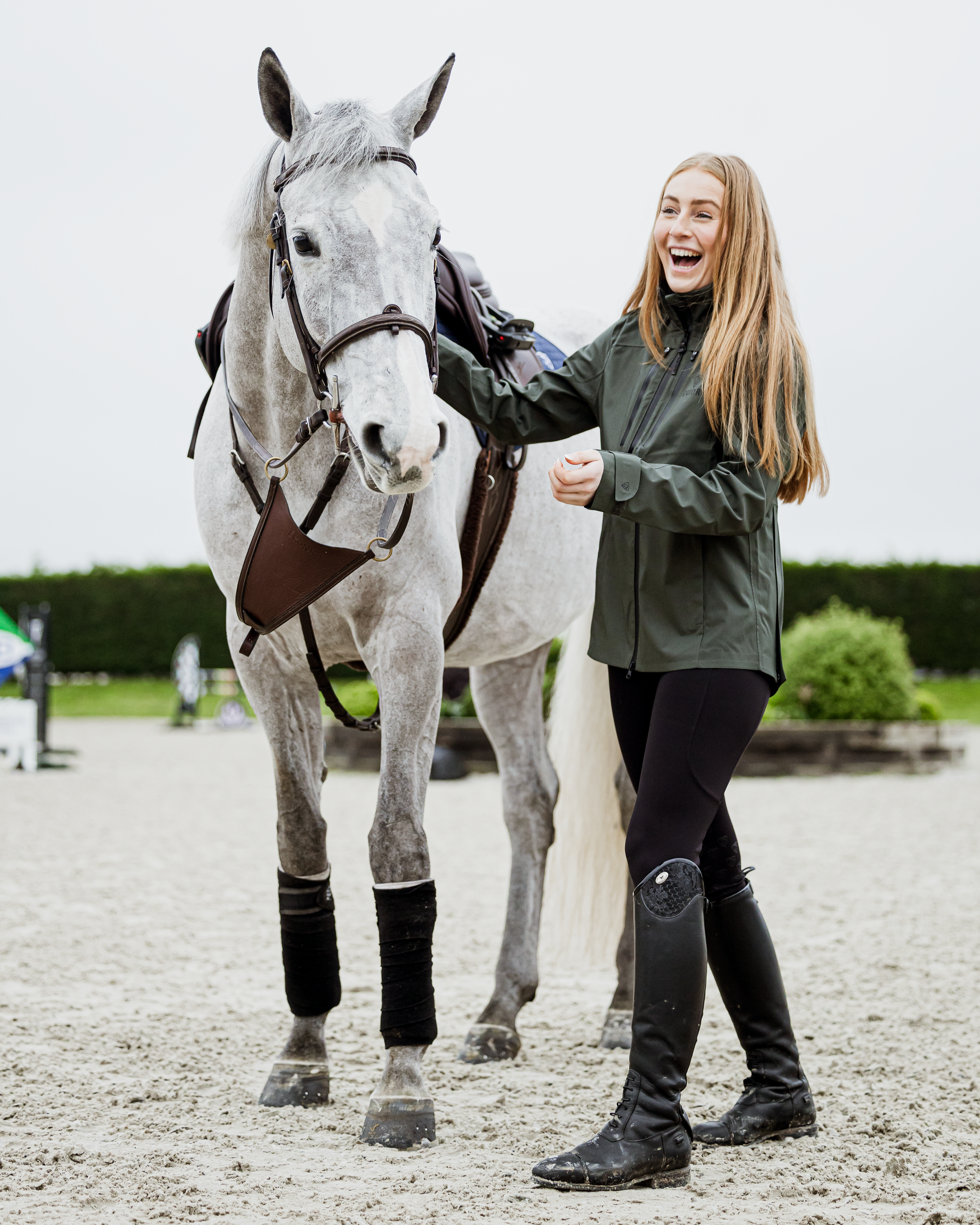 EQUIDRY Varsha Waterproof Riding Jacket Women's Black Forest Green