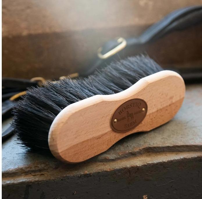 Borstiq Shaped Arenga Brush