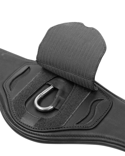Schockemöhle Portland Saddle Girth: Anatomical Black Leather Horse Girth with Carabiner and Flap