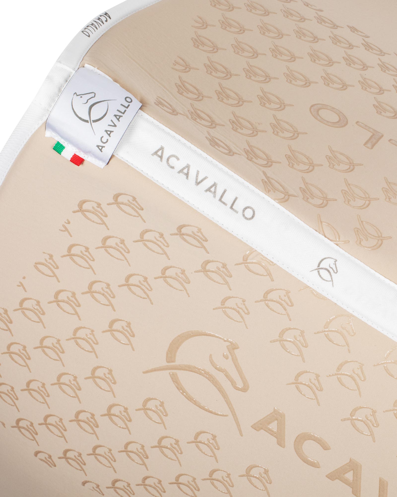 Acavallo Saddle Pad Ds Cw-Cs Elastane & Bamboo Silicone Grip Sand/White