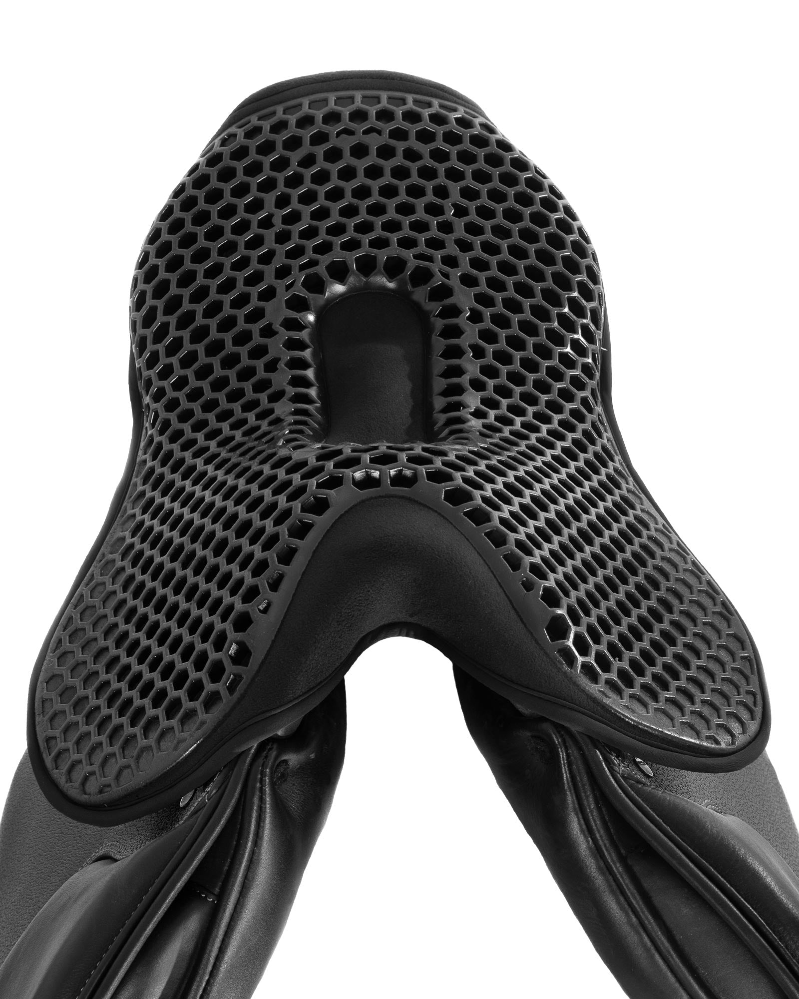 Acavallo Ortho-Pubis Seat Saver Jumping Hexagonal Gel-Out Dri-Lex 20mm Black