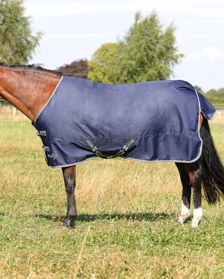 StormX Empra 100g Turnout Rug - Navy Horse Rug for cooler weather protection. Waterproof and Ripstop 600 Denier Outer Material.