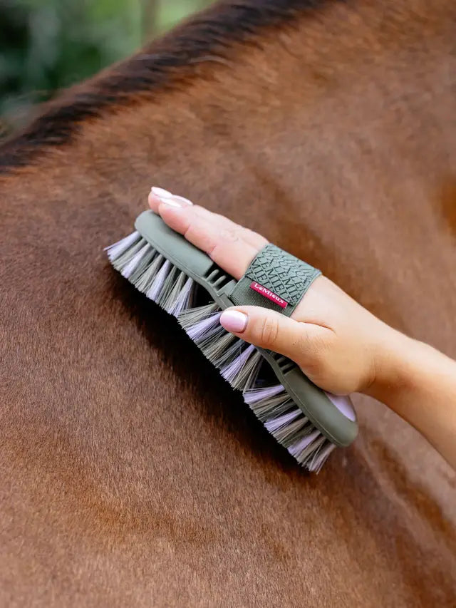 LeMieux Flexi Soft Body Brush Lilac