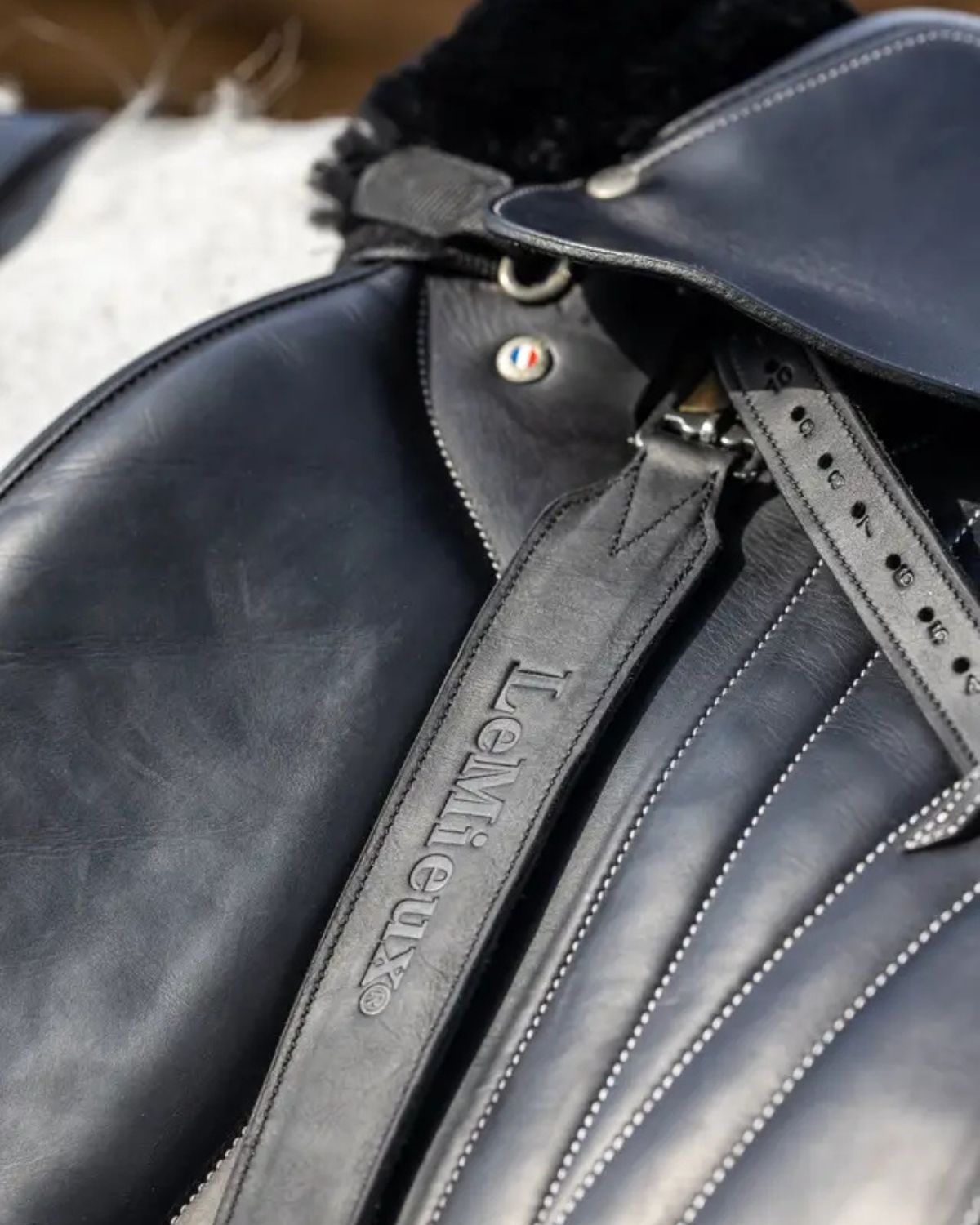 LeMieux Vector Pro Stirrup Leather Black