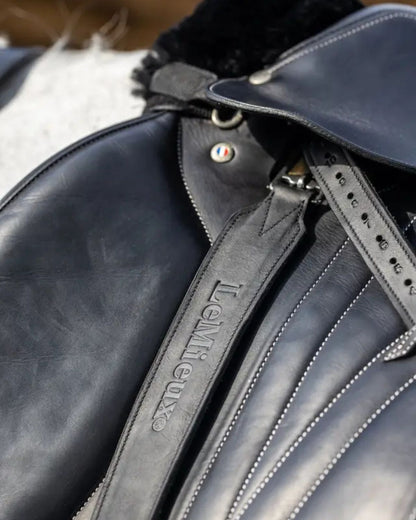 Lemieux Vector Pro Stirrup Leathers Black: Close Contact, Premium Leather Riding Equipment