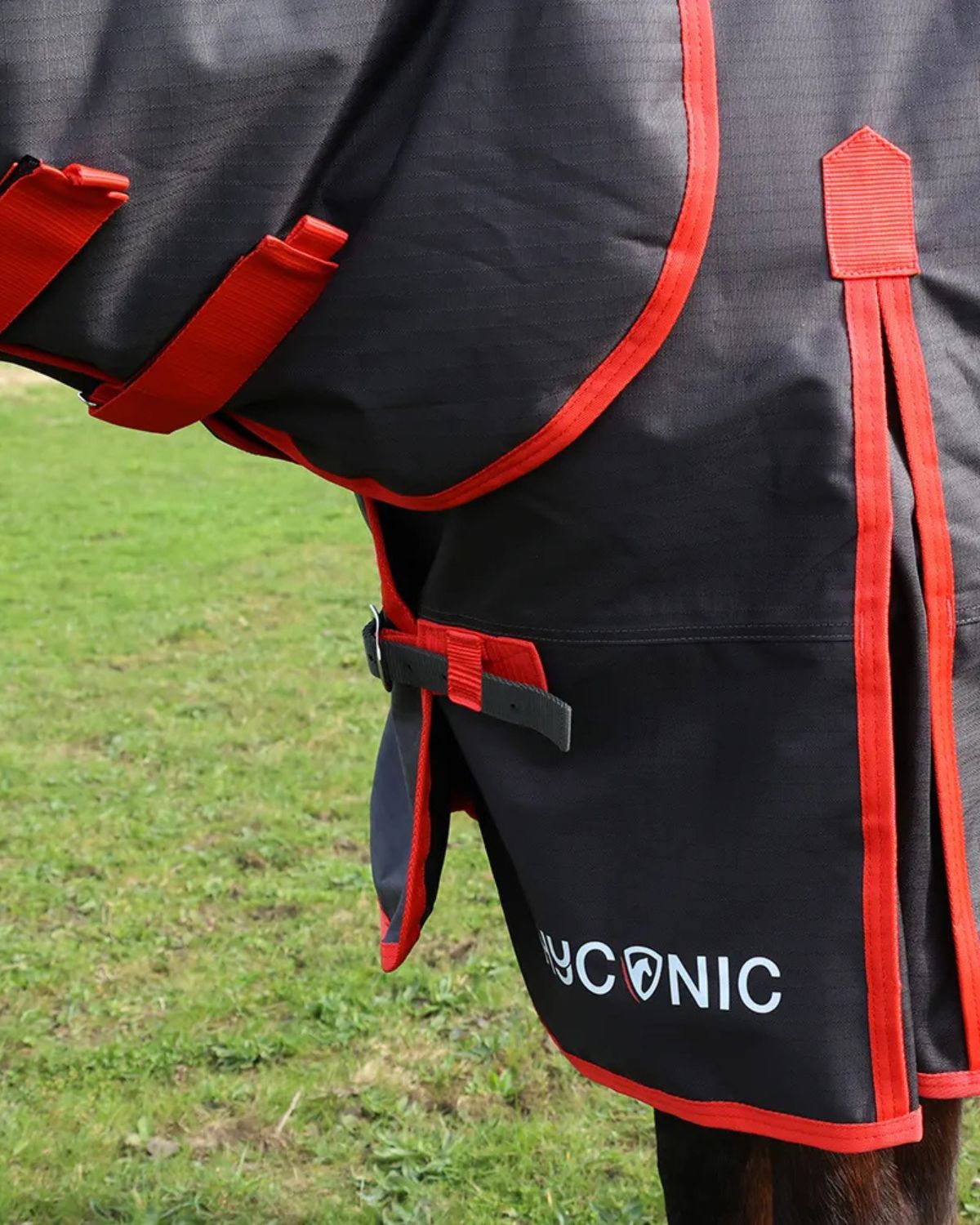 HYCONIC 200G Turnout Rug - Horse Blanket Charcoal/Red - Waterproof Equine Protection
