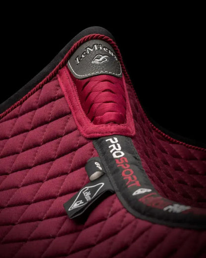 LeMieux Burgundy Jump Pad: Wither Relief Saddle Pad for Horse Riding