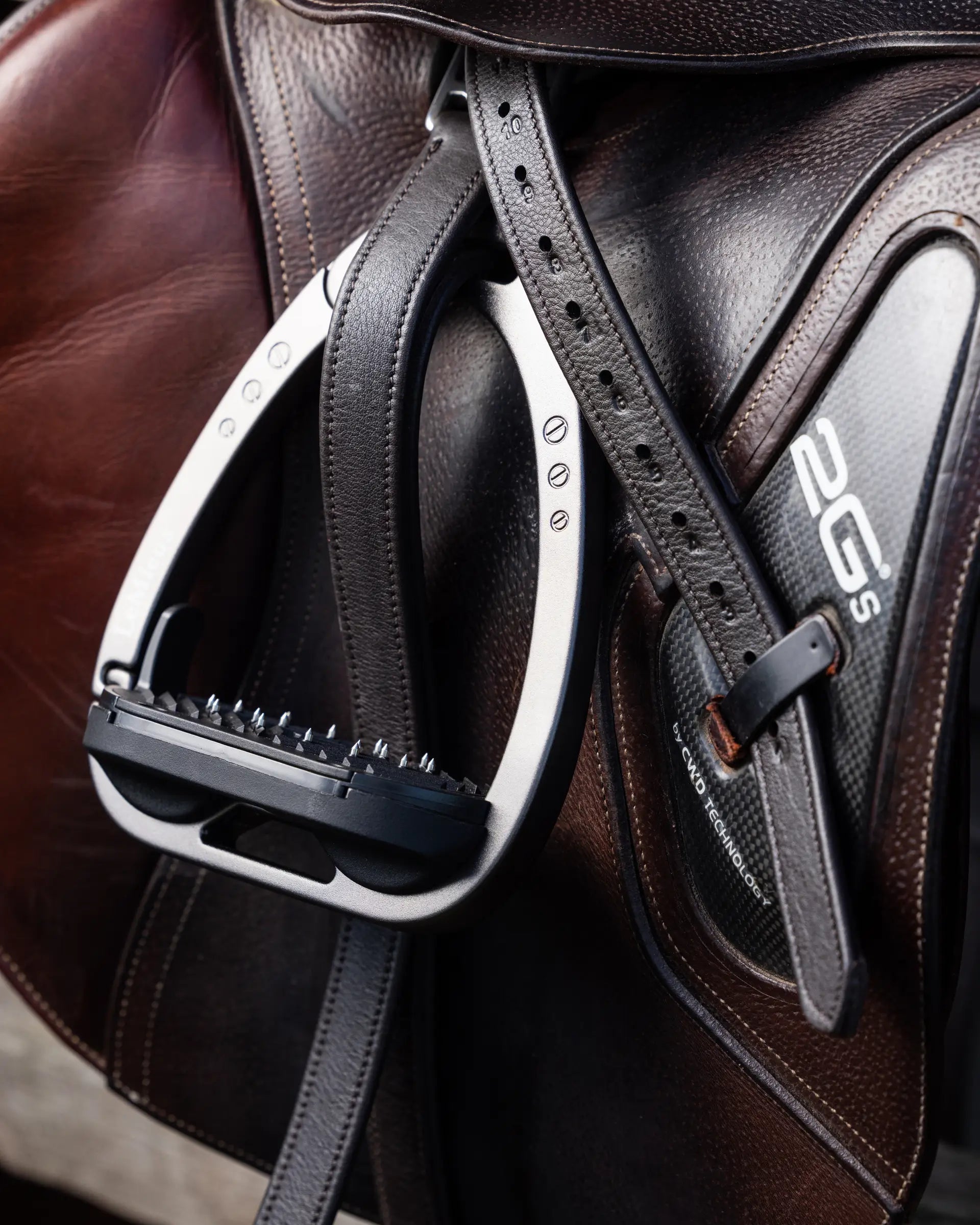 LeMieux Arika Stirrup Leather Brown