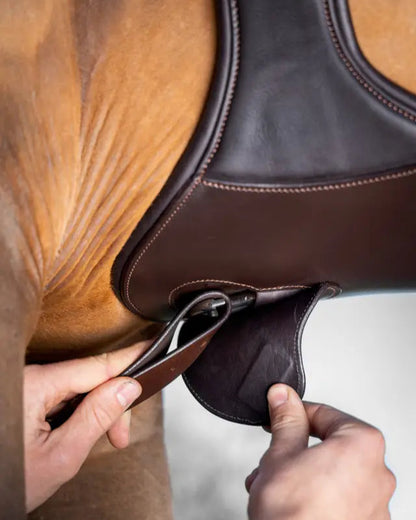 LE MIEUX Gel-Tek Anatomic Horse Girth Brown by Equiflair: Comfort & Protection