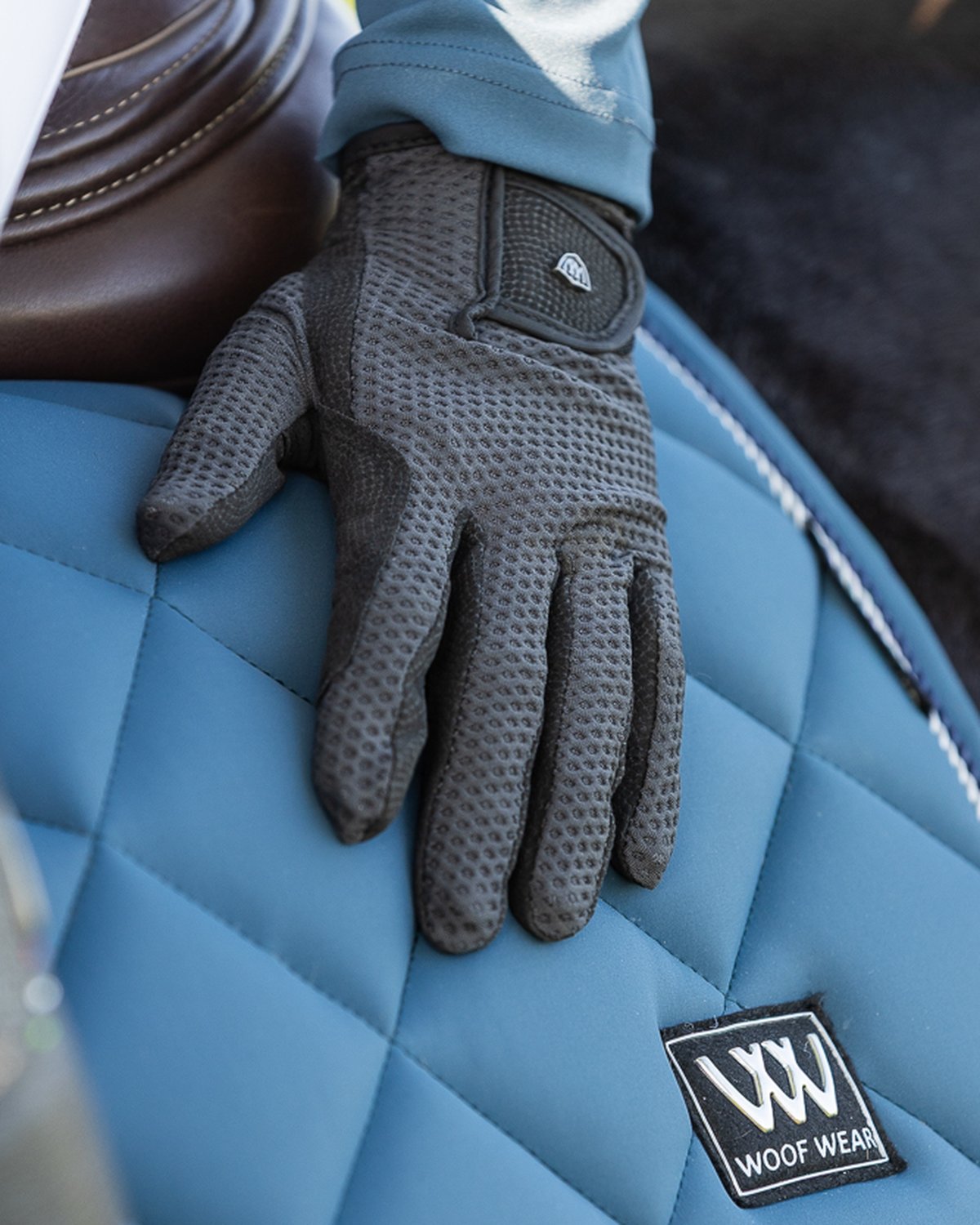 Woof Wear Event Glove Black: Equestrian Riding Gloves with Superior Grip, Comfortable Fit - Equiflair