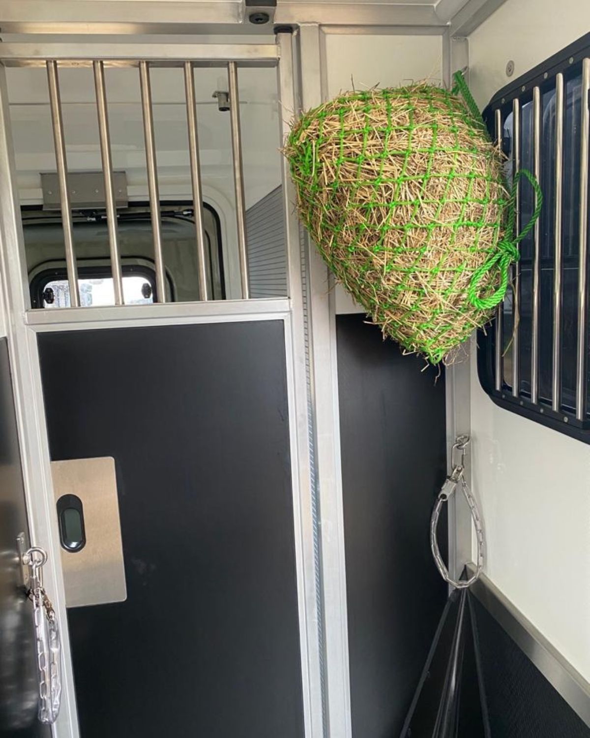 Equiflair KM ELITE Green Travel Hay Net for Horses - Small Hole Slow Feeder for Horse Trailer. Durable Haynet for Travel. 