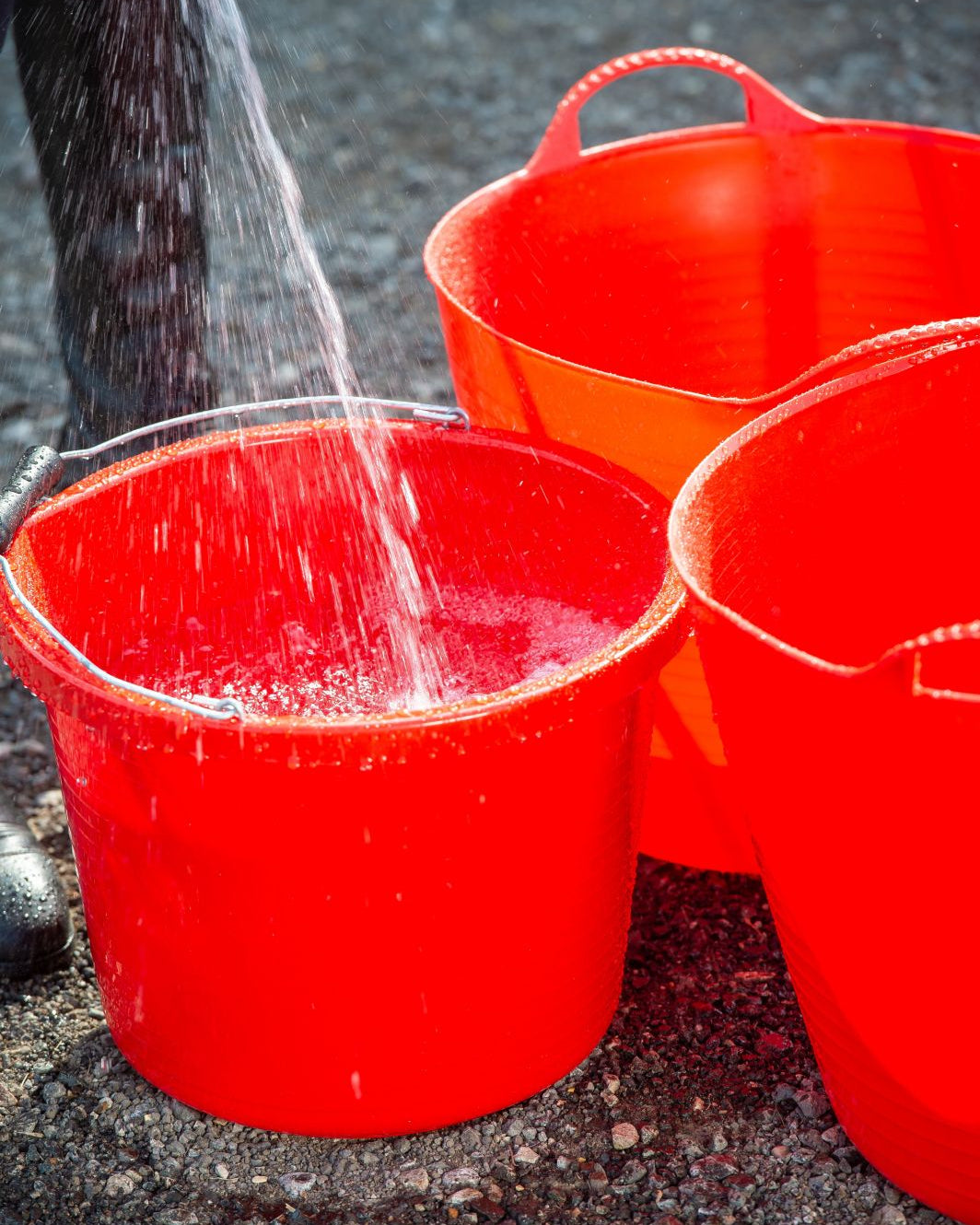Red Gorilla Premium Bucket Red